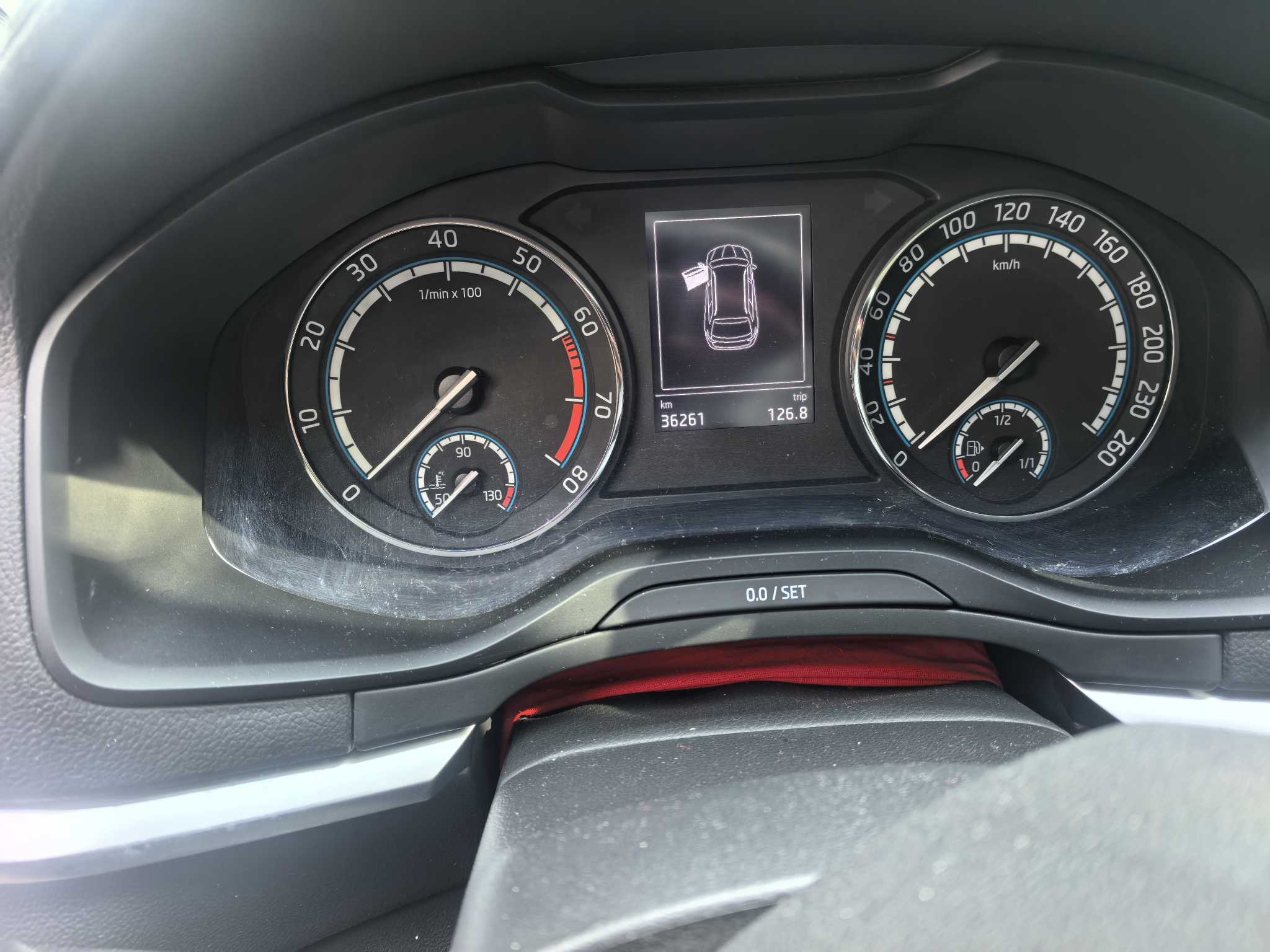 Skoda Karoq 2021 изображение автомобиля #7