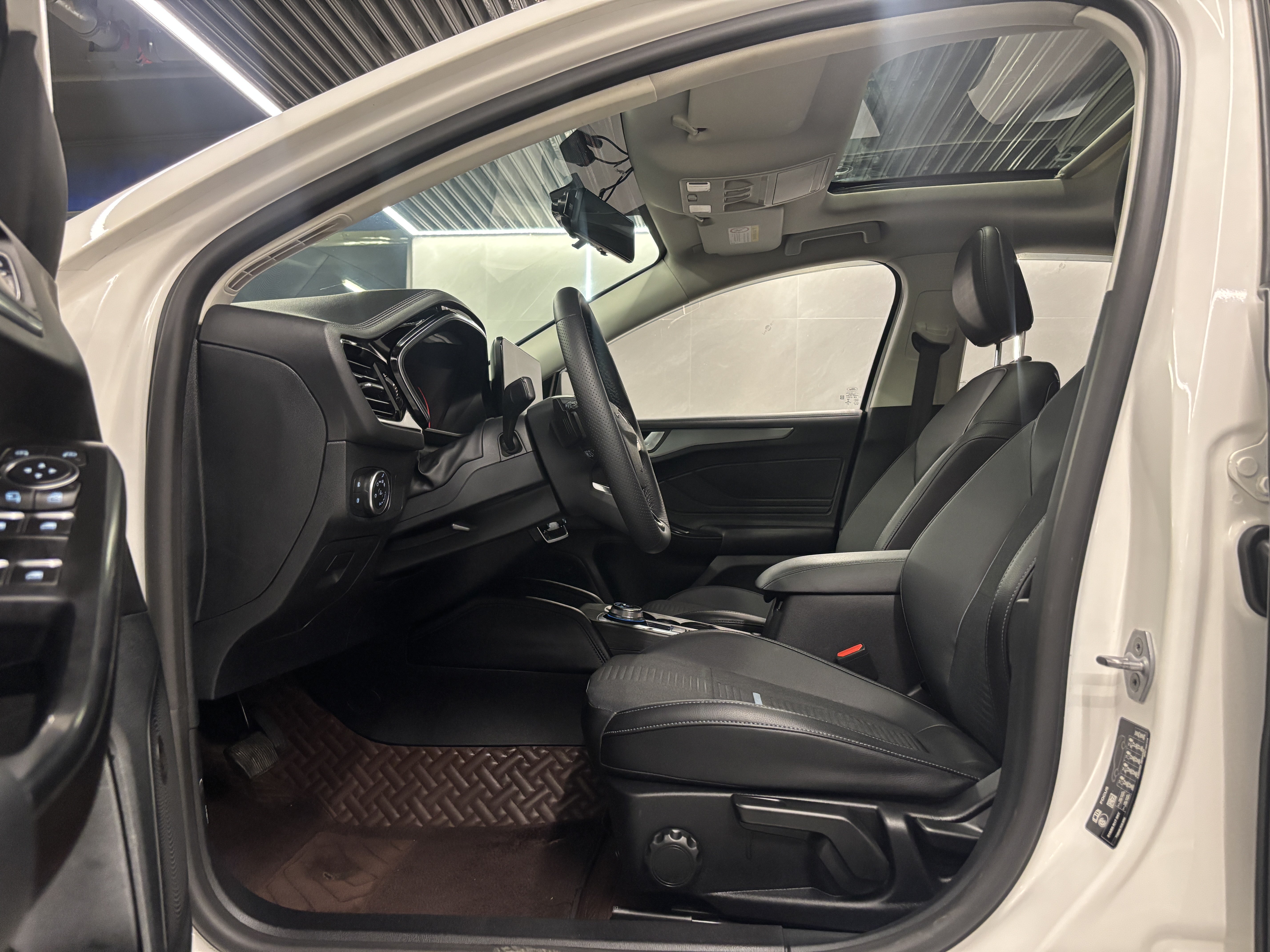 Ford Focus Active 2021 #7 Ford Focus Active 2021 car image #7