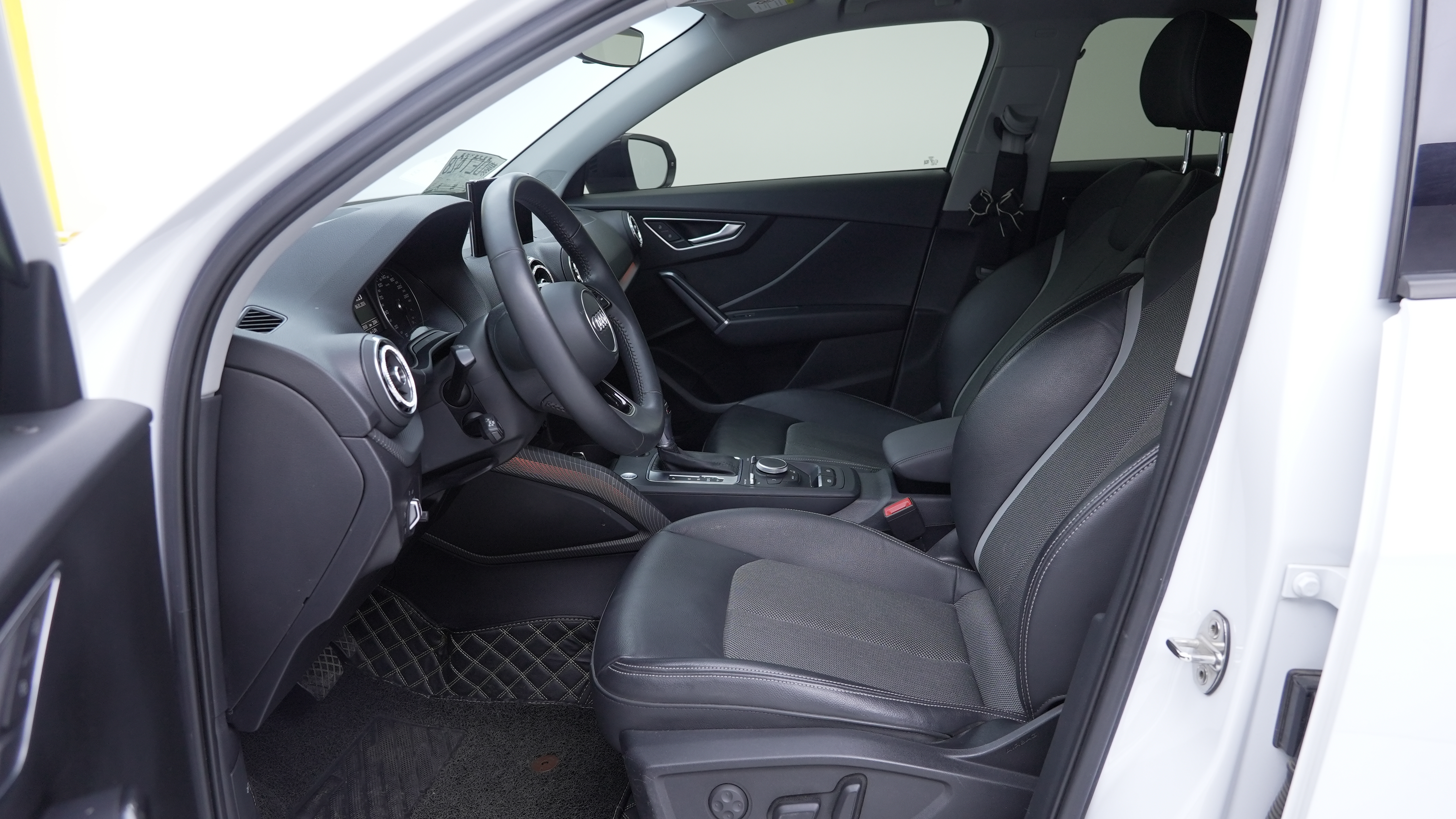 Q2L 2021 #7 Q2L 2021 car image #7