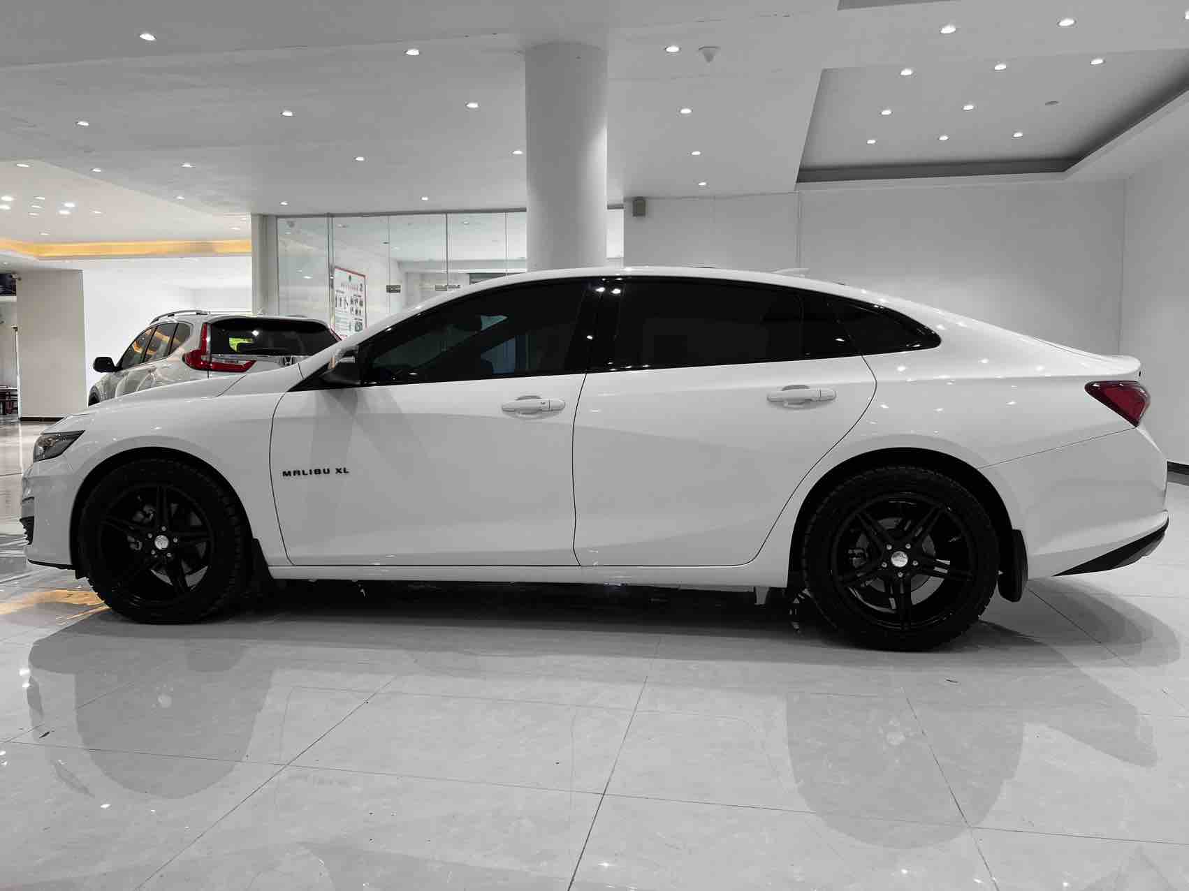 Chevrolet Malibu XL 2021 immagine di auto #7