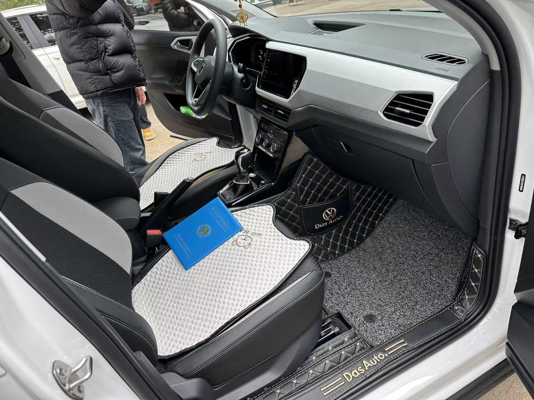 Volkswagen Tacqua 2022 car image #7