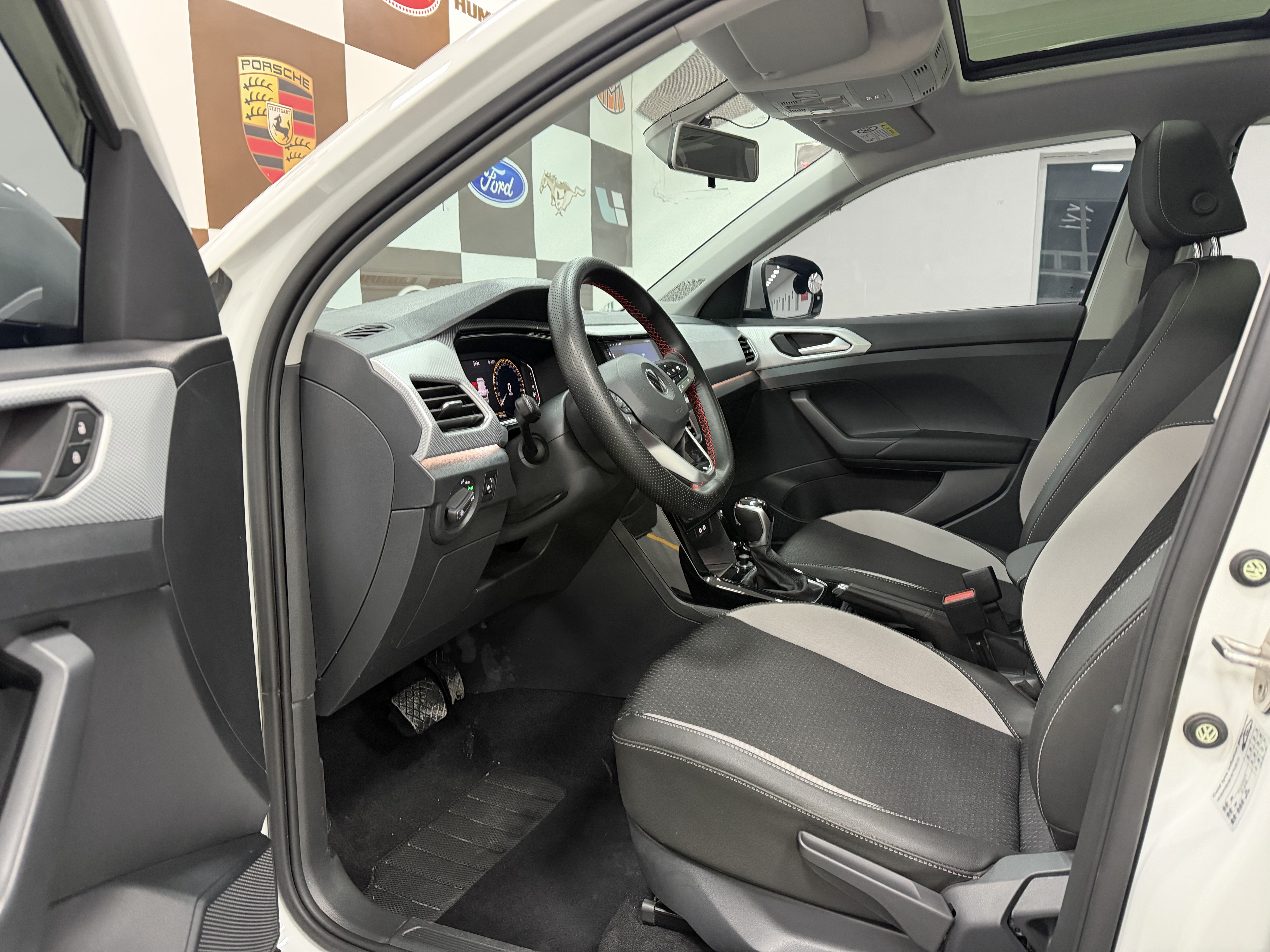 Volkswagen Tacqua 2022 car image #7