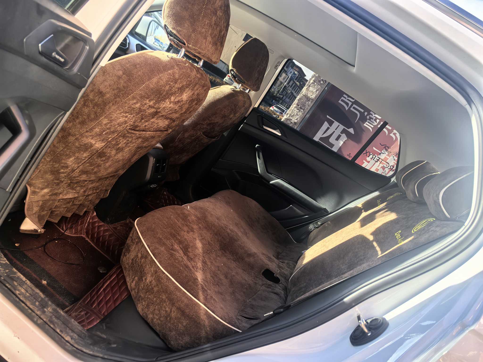 Volkswagen Tacqua 2023 immagine di auto #7