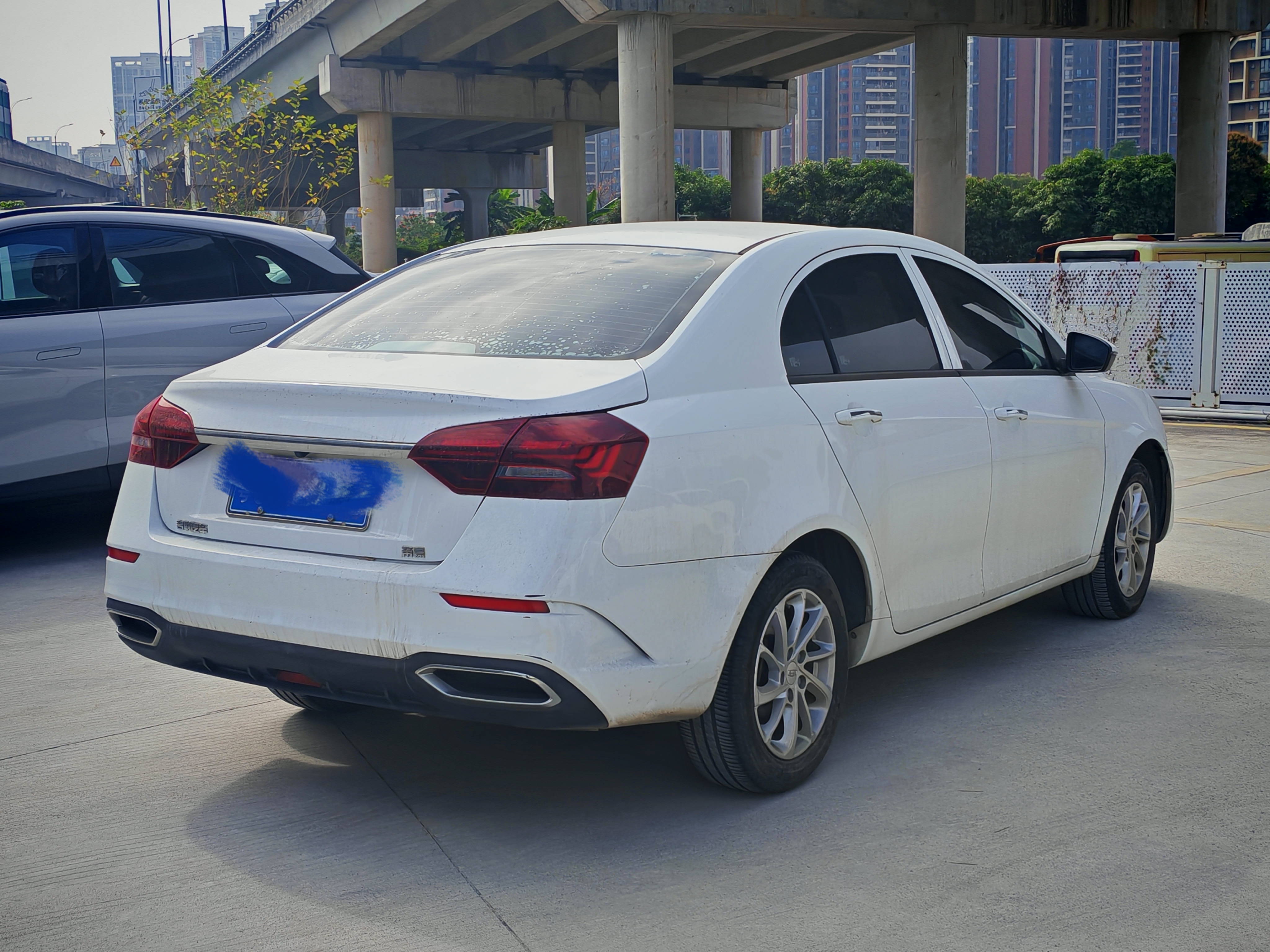 GEELY Emgrand 2022 car image #7