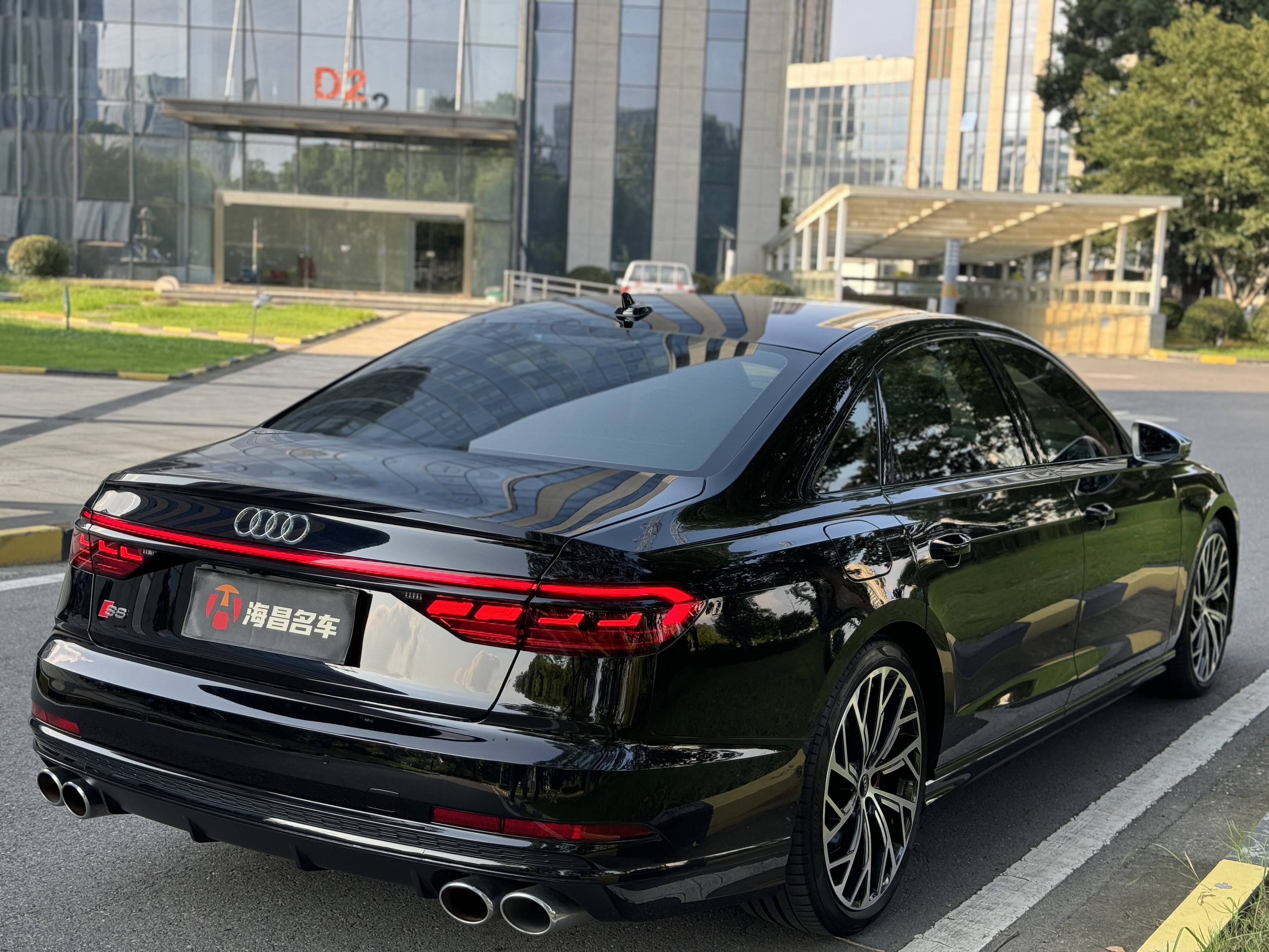 Audi S8 2023 #7 Audi S8 2023 car image #7