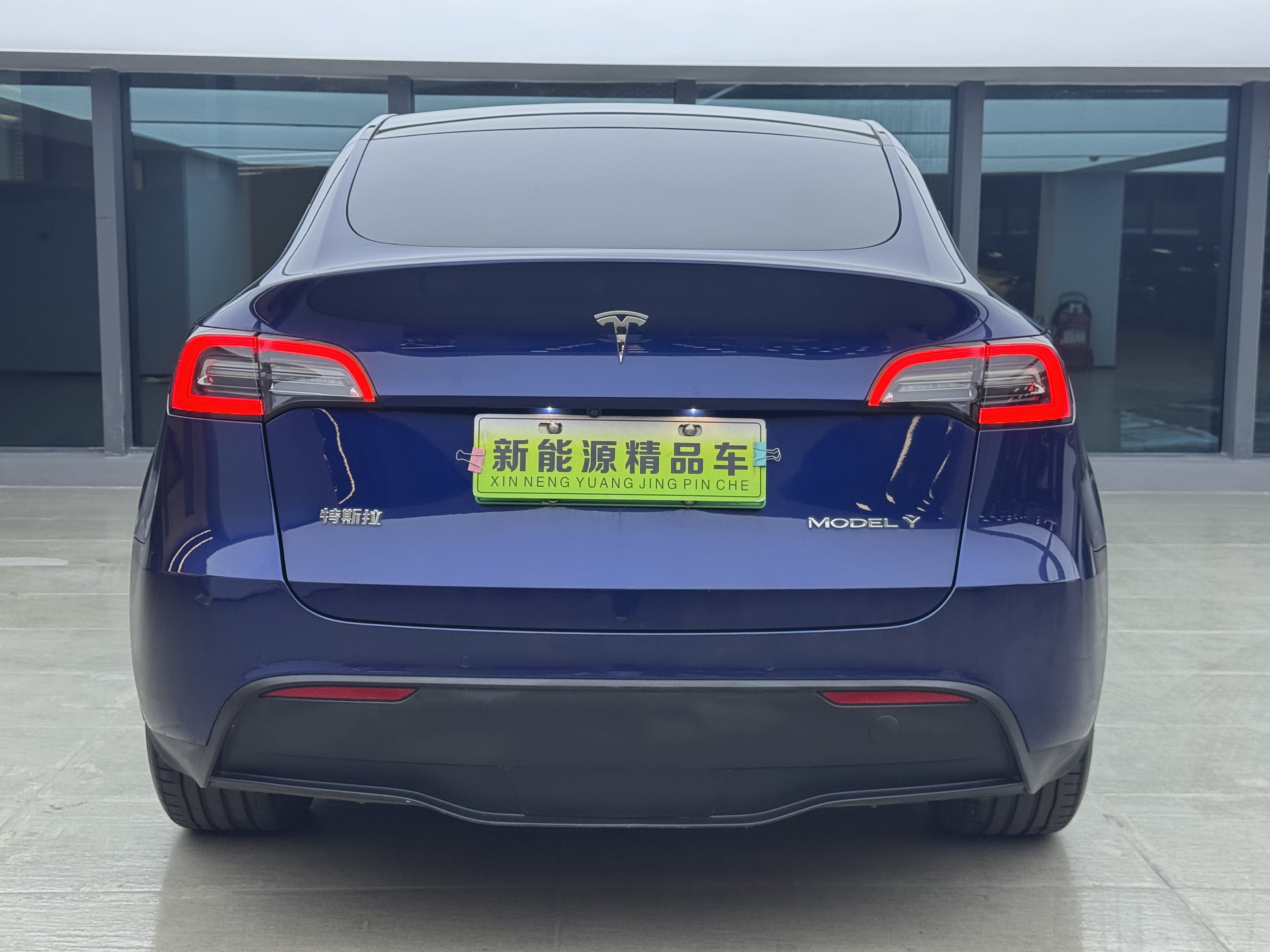 Tesla Model Y 2021 #7 Tesla Model Y 2021 car image #7