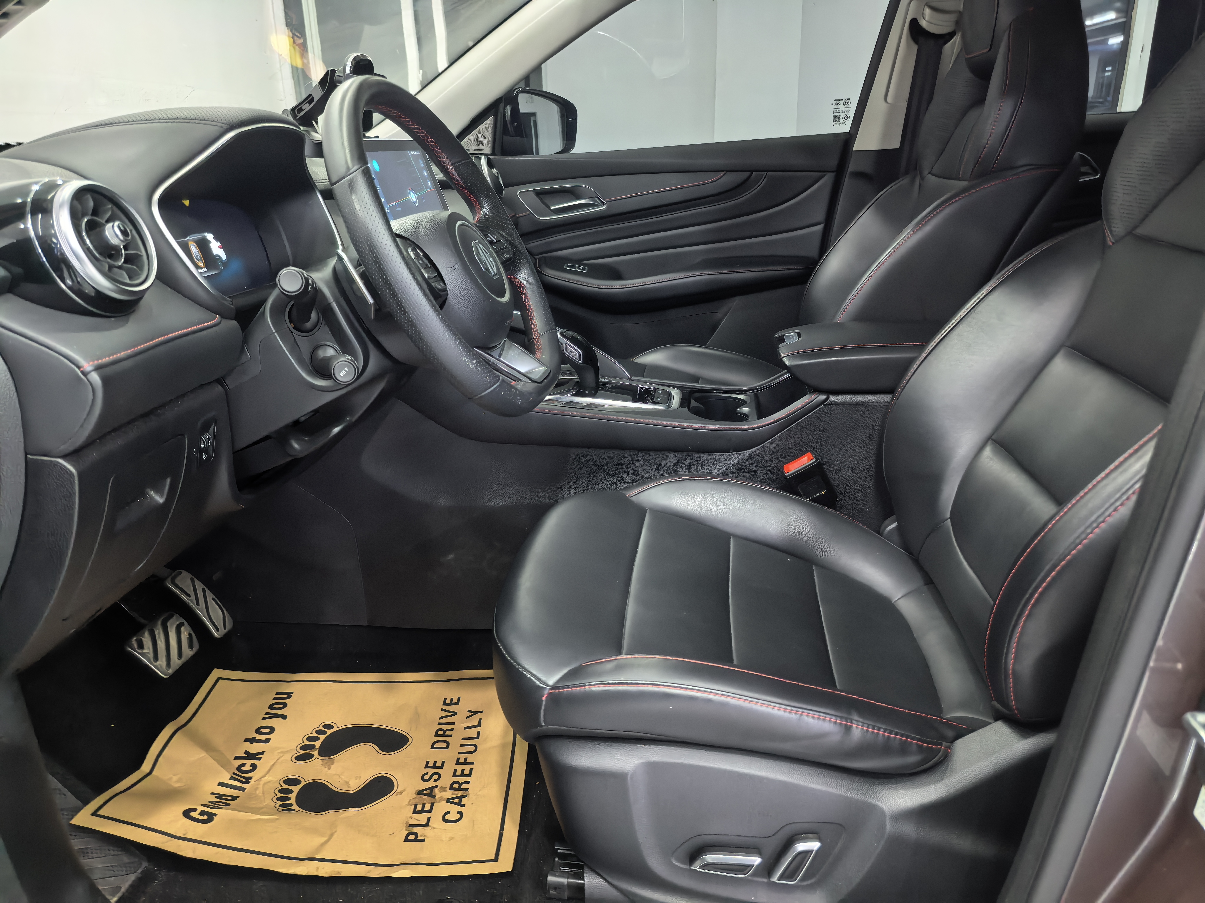 MG Pilot New Energy 2022 صورة سيارة #7