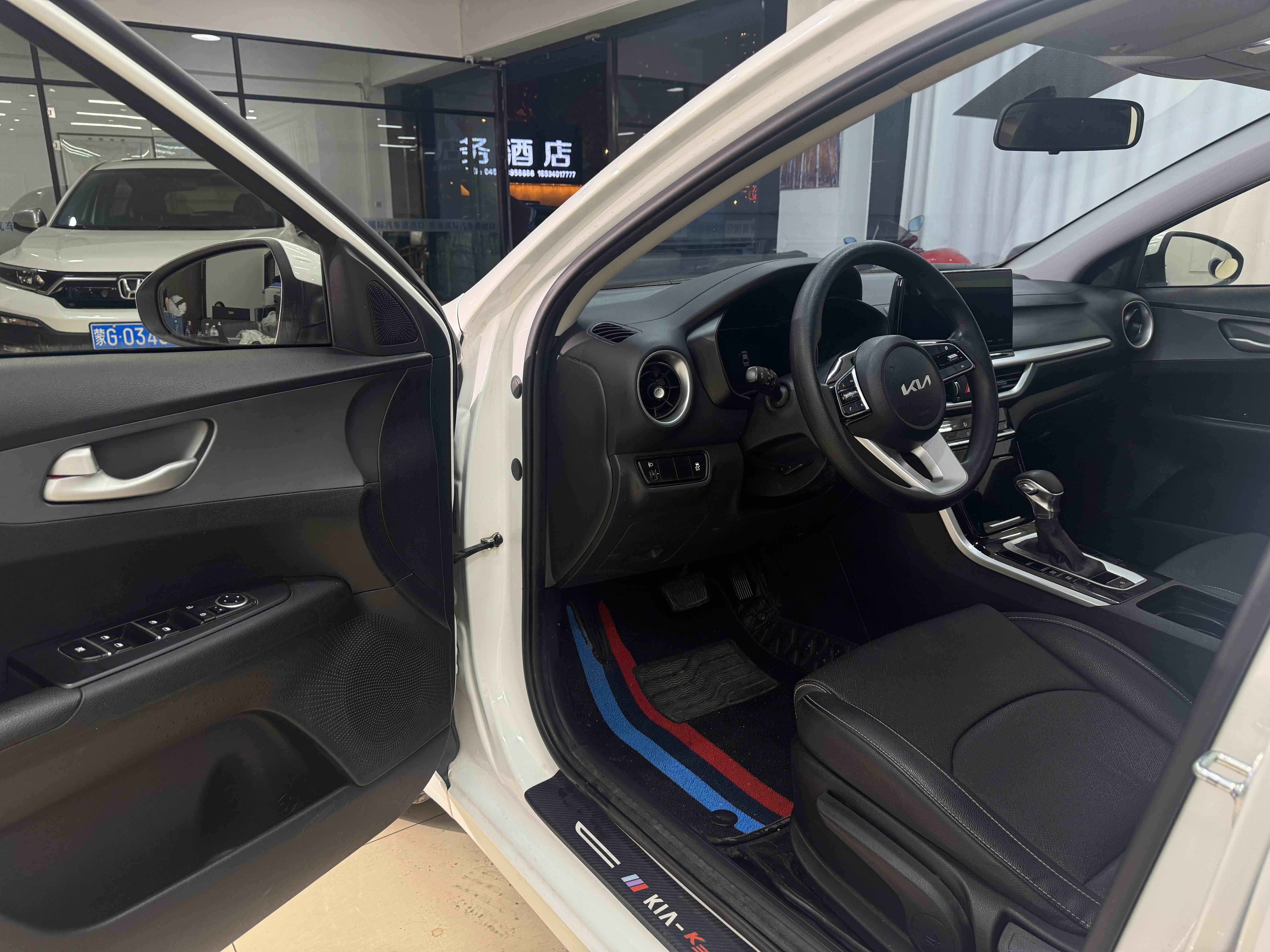 Kia K3 2021 car image #7