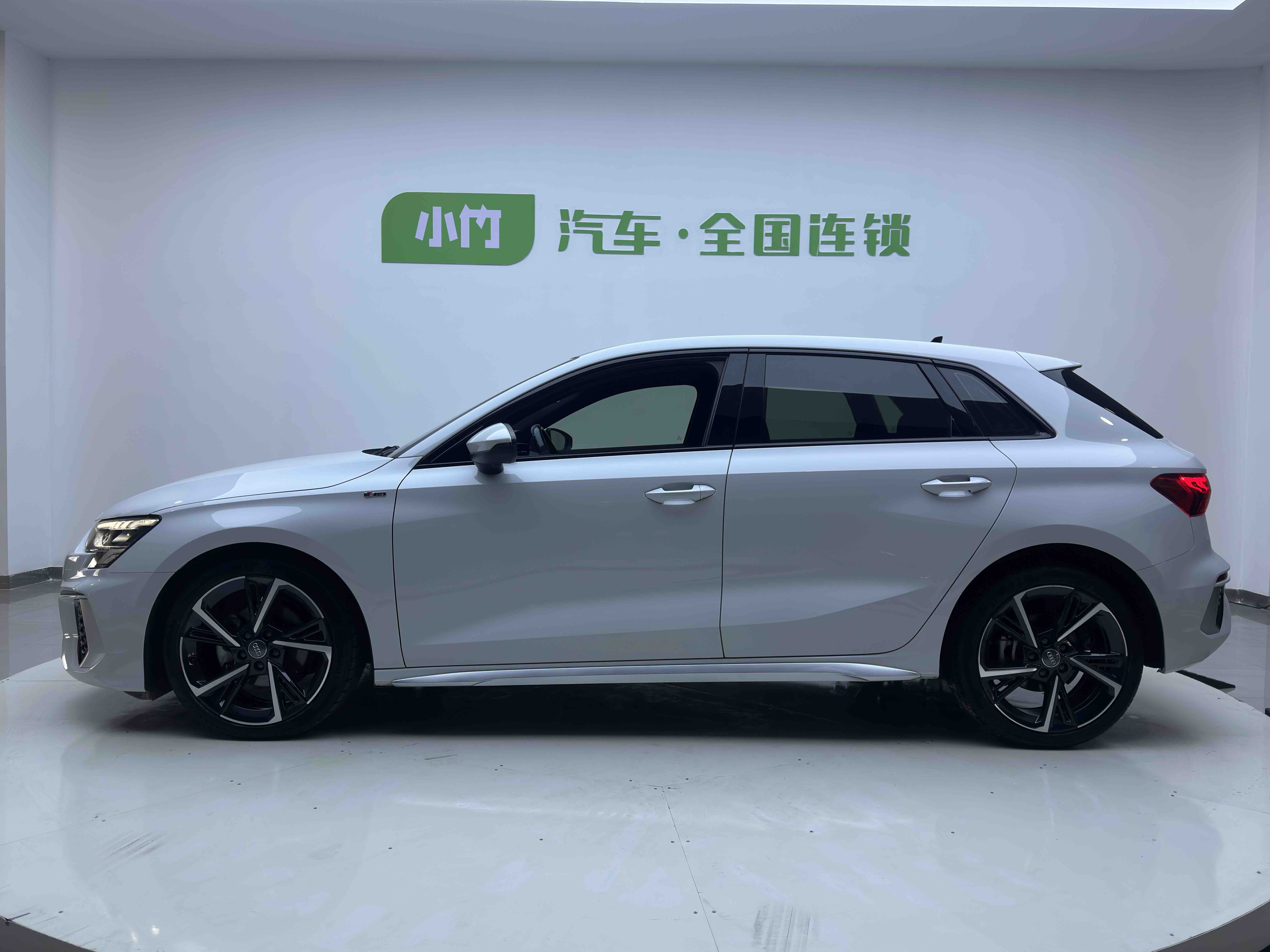 2021 immagine di auto #7