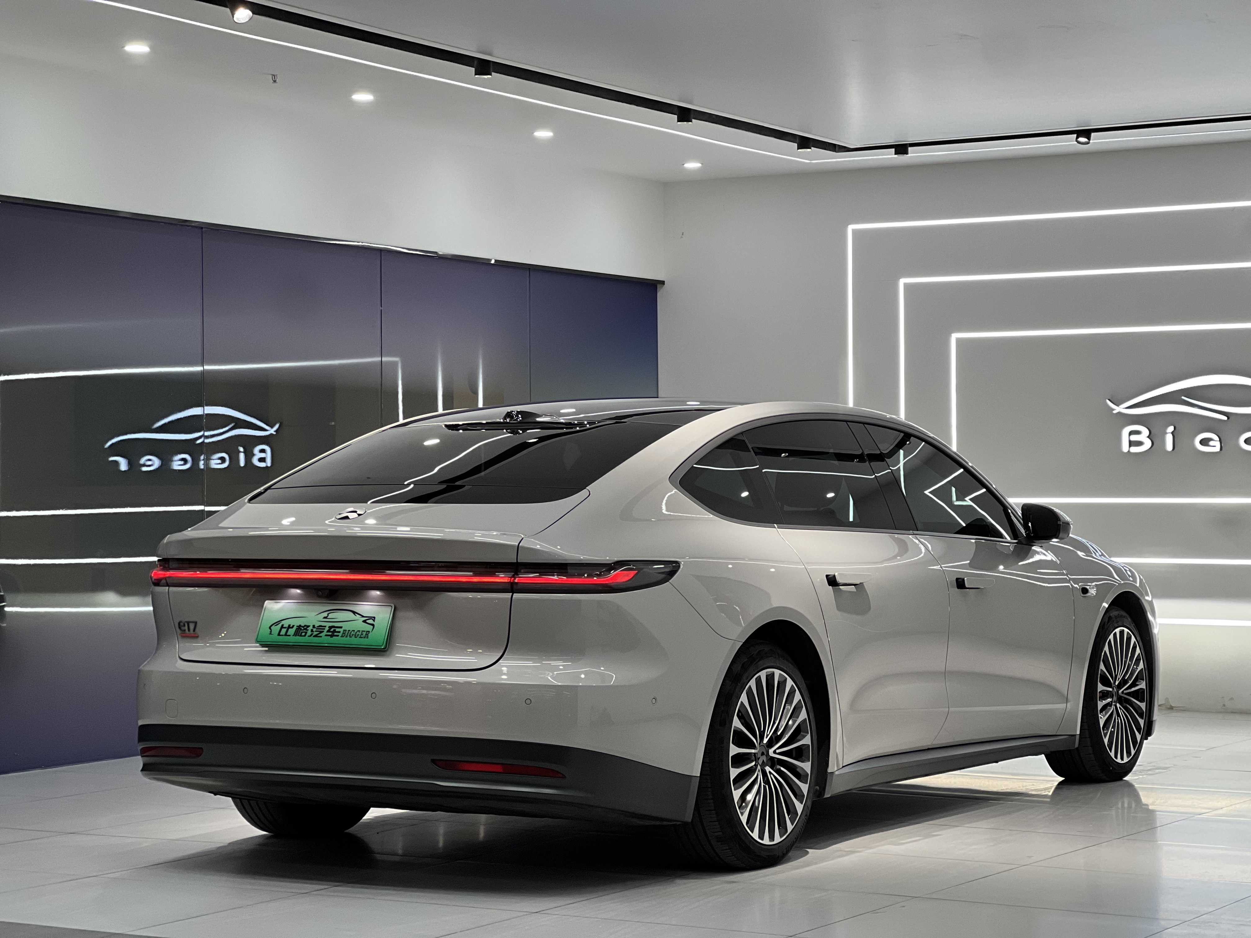 NIO ET7 2023 изображение автомобиля #7