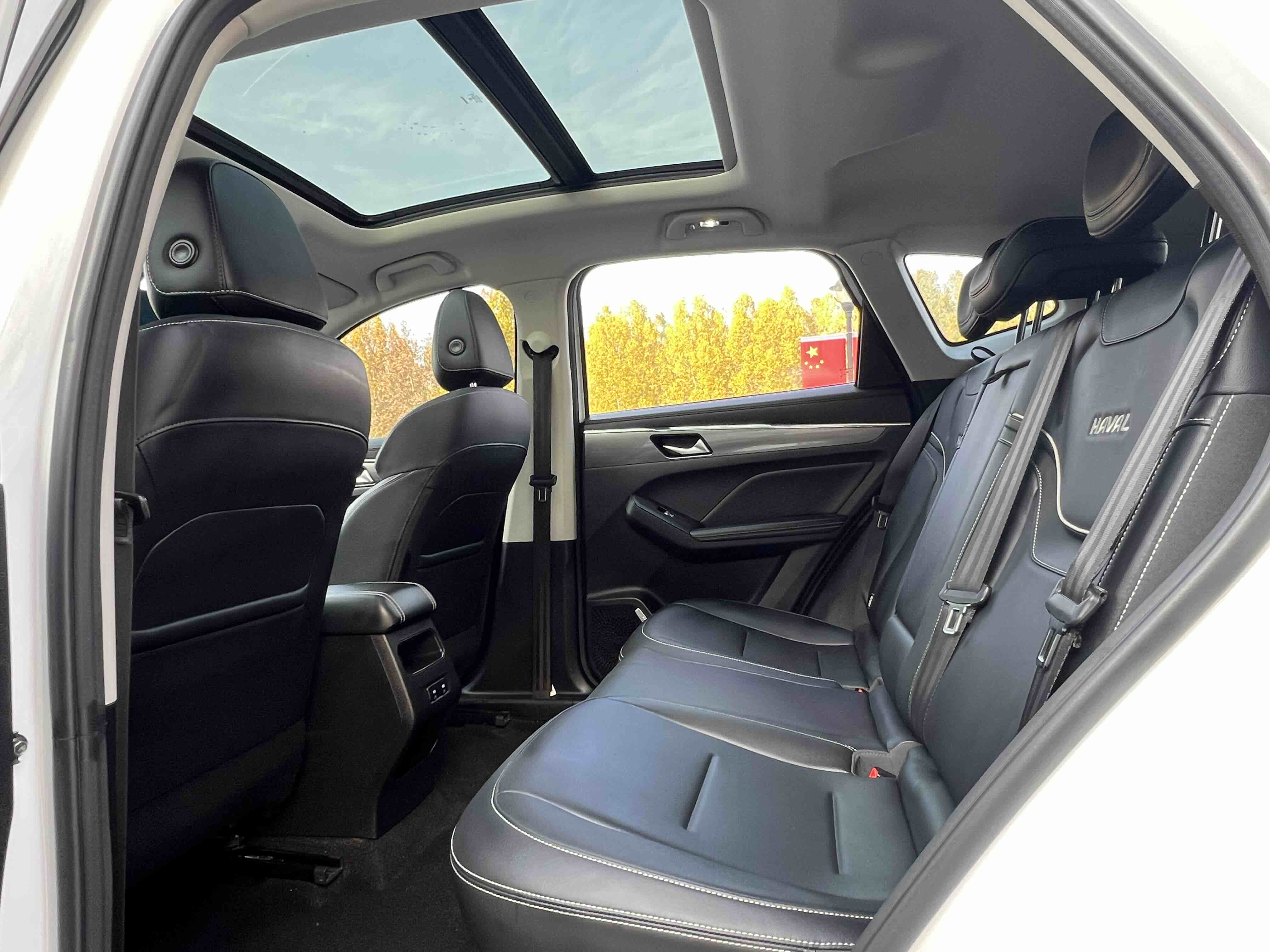 Haval Jolion 2021 #7 Haval Jolion 2021 صورة سيارة #7