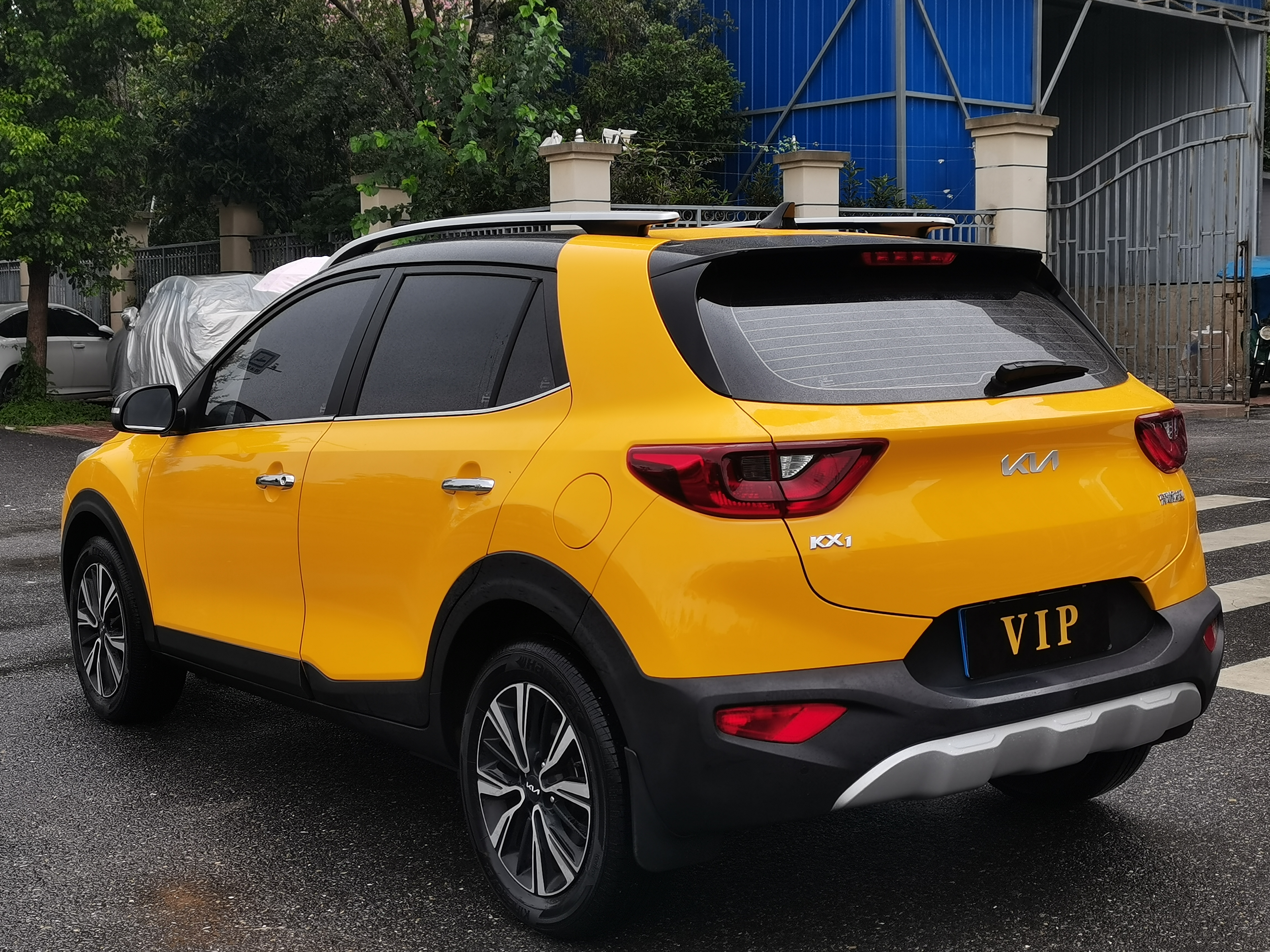 Kia KX1 2021 car image #7