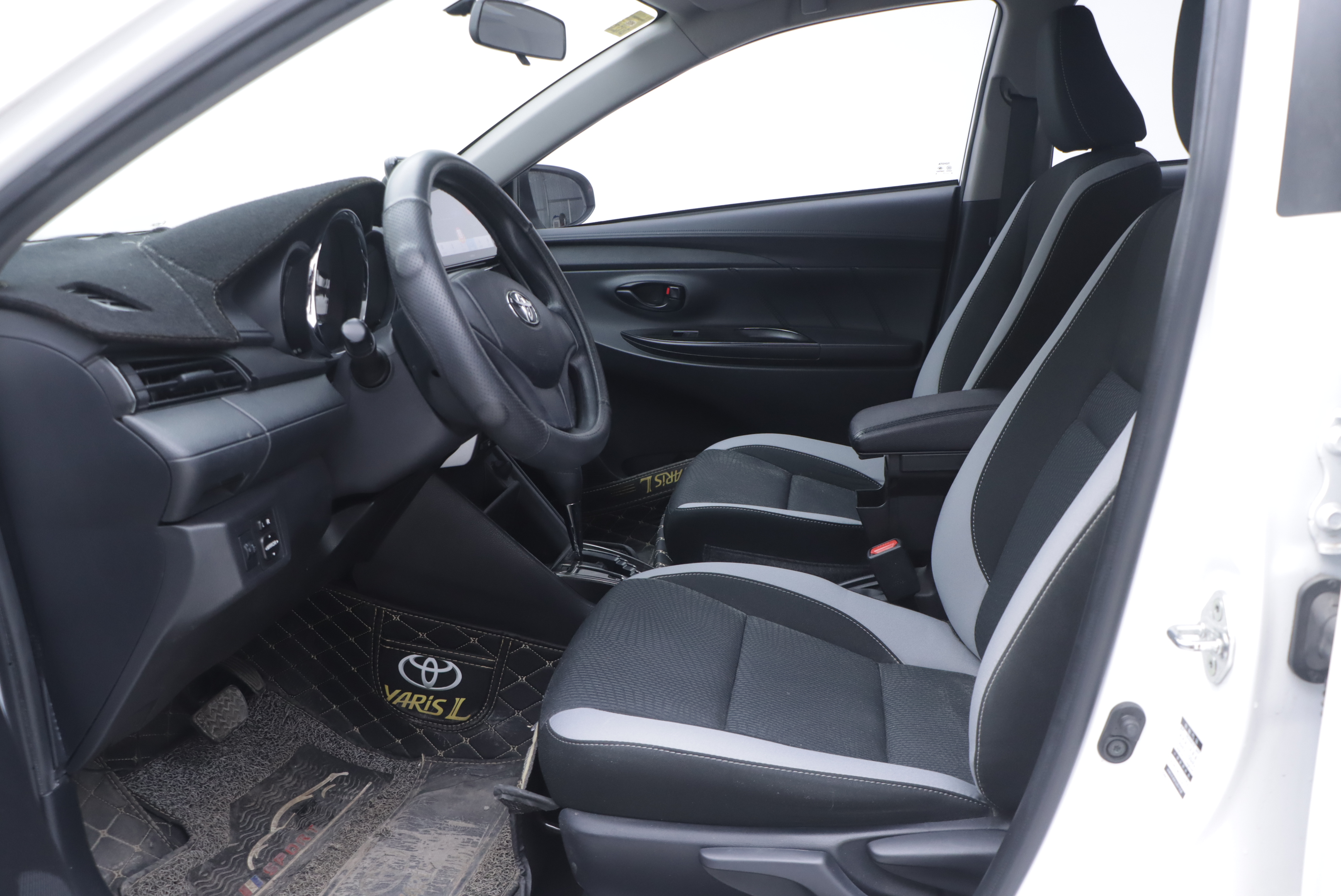 Toyota Yaris L Zhixuan 2021 image de voiture #7