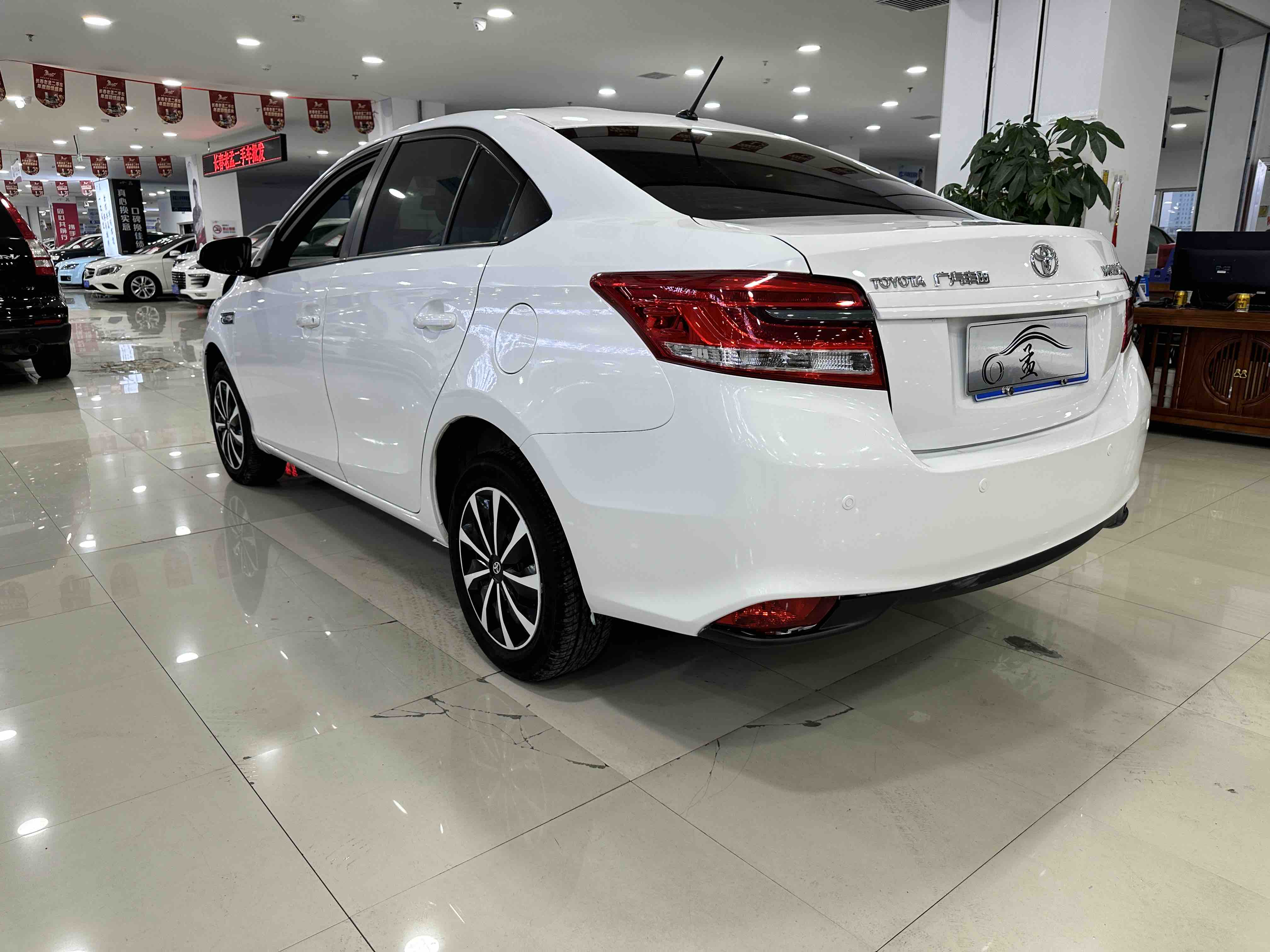 Toyota Yaris L Zhixiang 2021 صورة سيارة #7