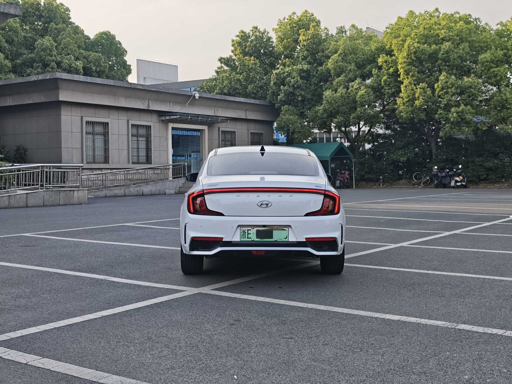 Hyundai Mistra New Energy 2023 #7 Hyundai Mistra New Energy 2023 car image #7