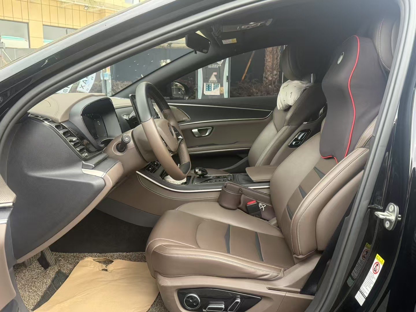 BYD e9 2023 #7 BYD e9 2023 immagine di auto #7