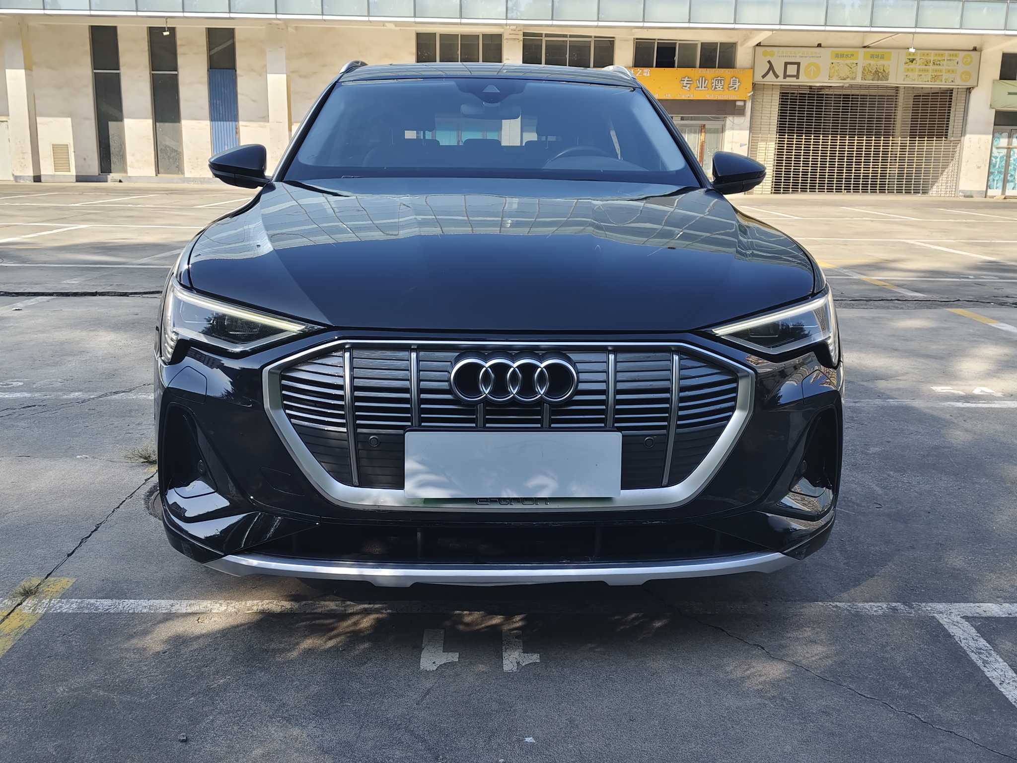 Audi e-tron (Imported) 2021 car image #7