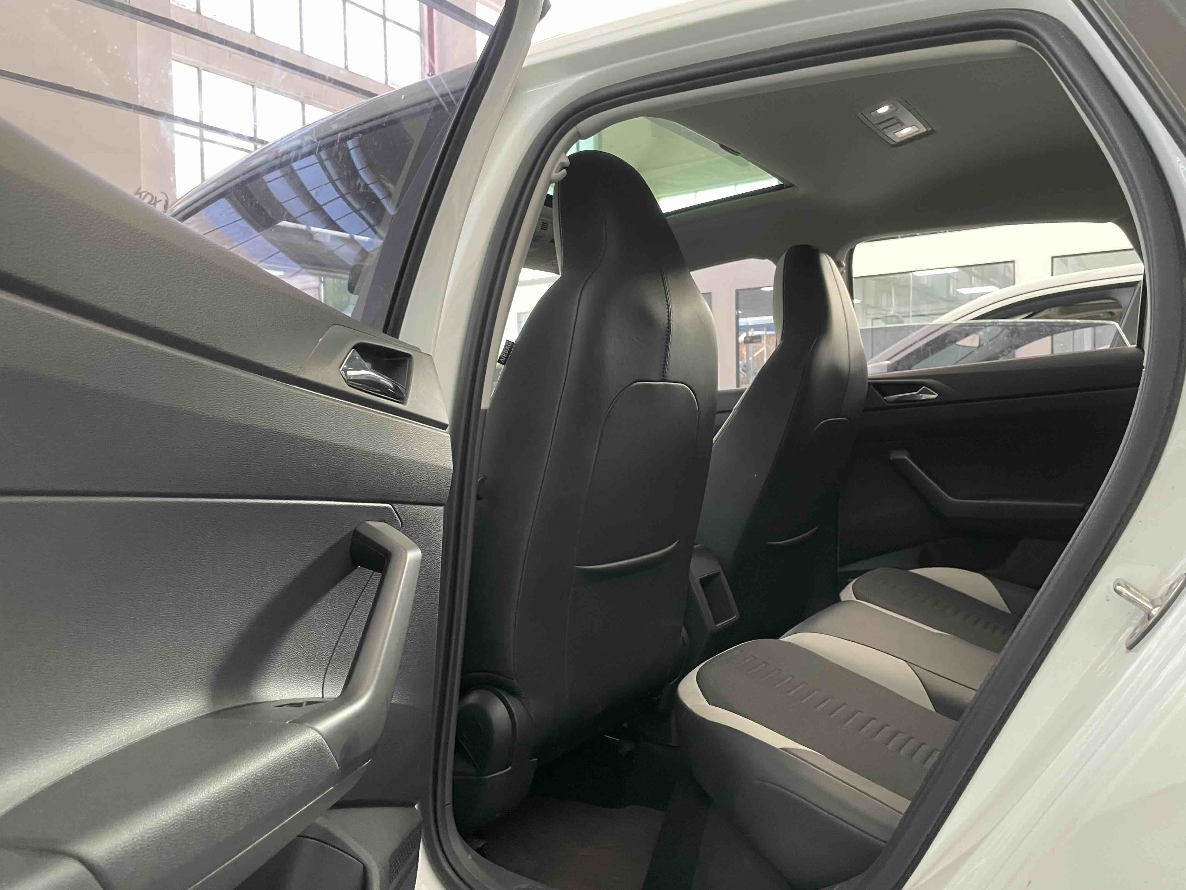Volkswagen Polo 2021 car image #7