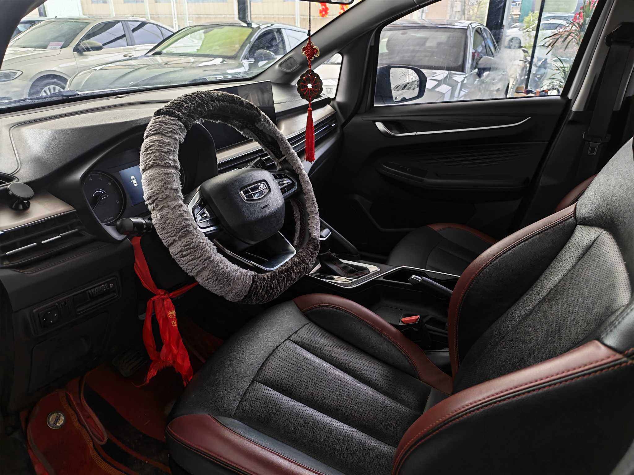 Vision X3 2022 car image #7