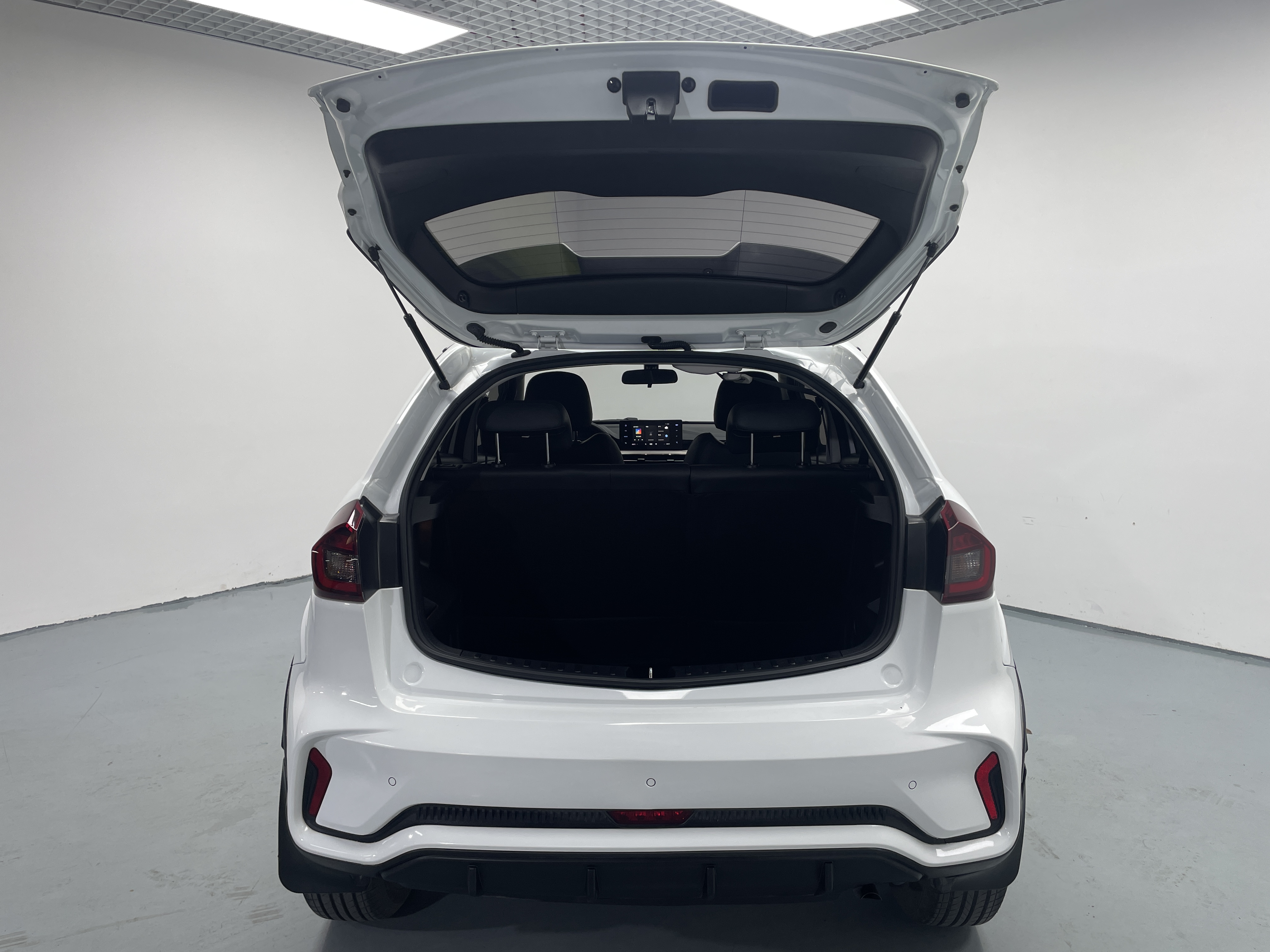 GEELY Vision X3 2022 изображение автомобиля #7