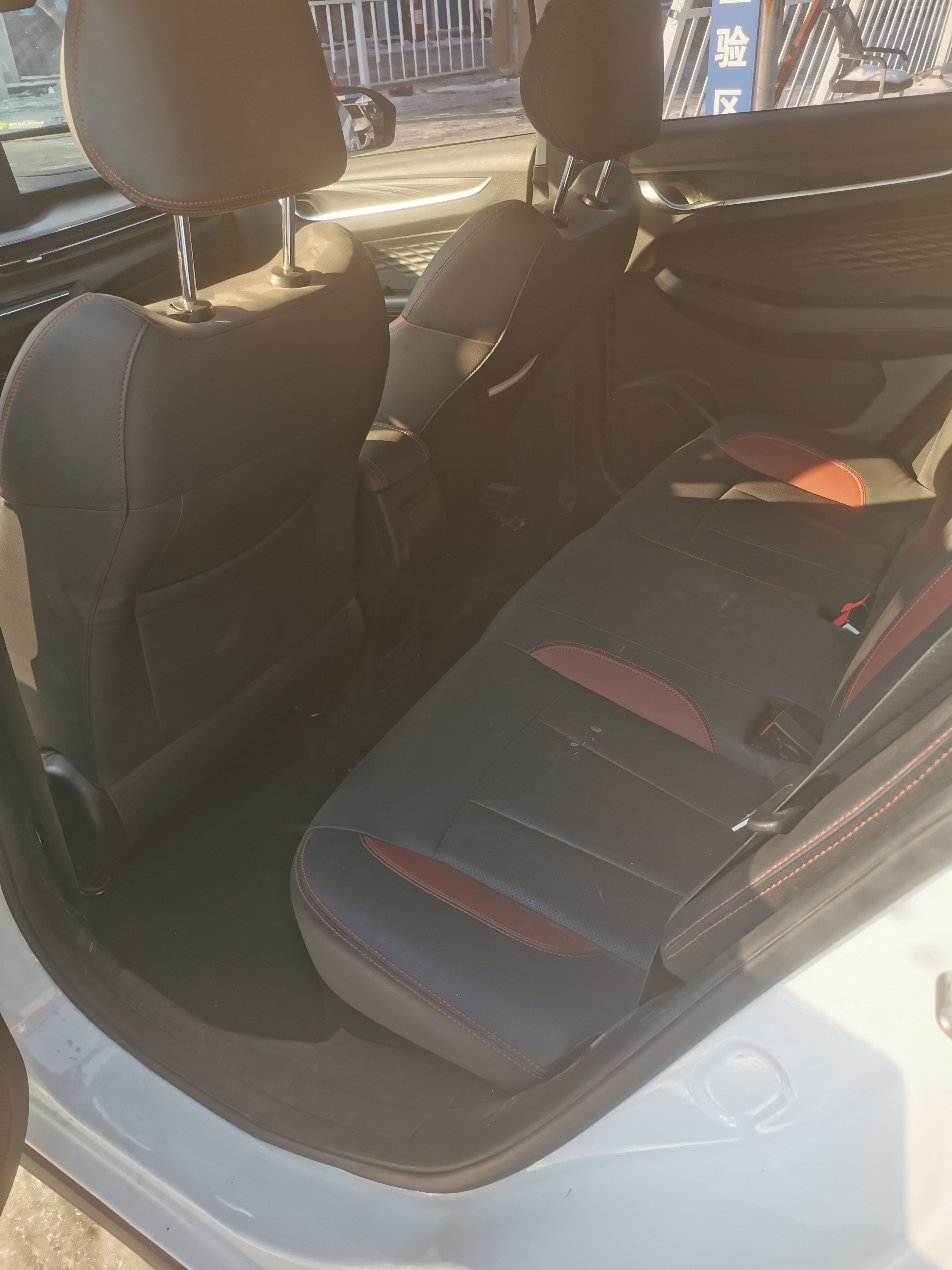 Vision X3 2022 car image #7