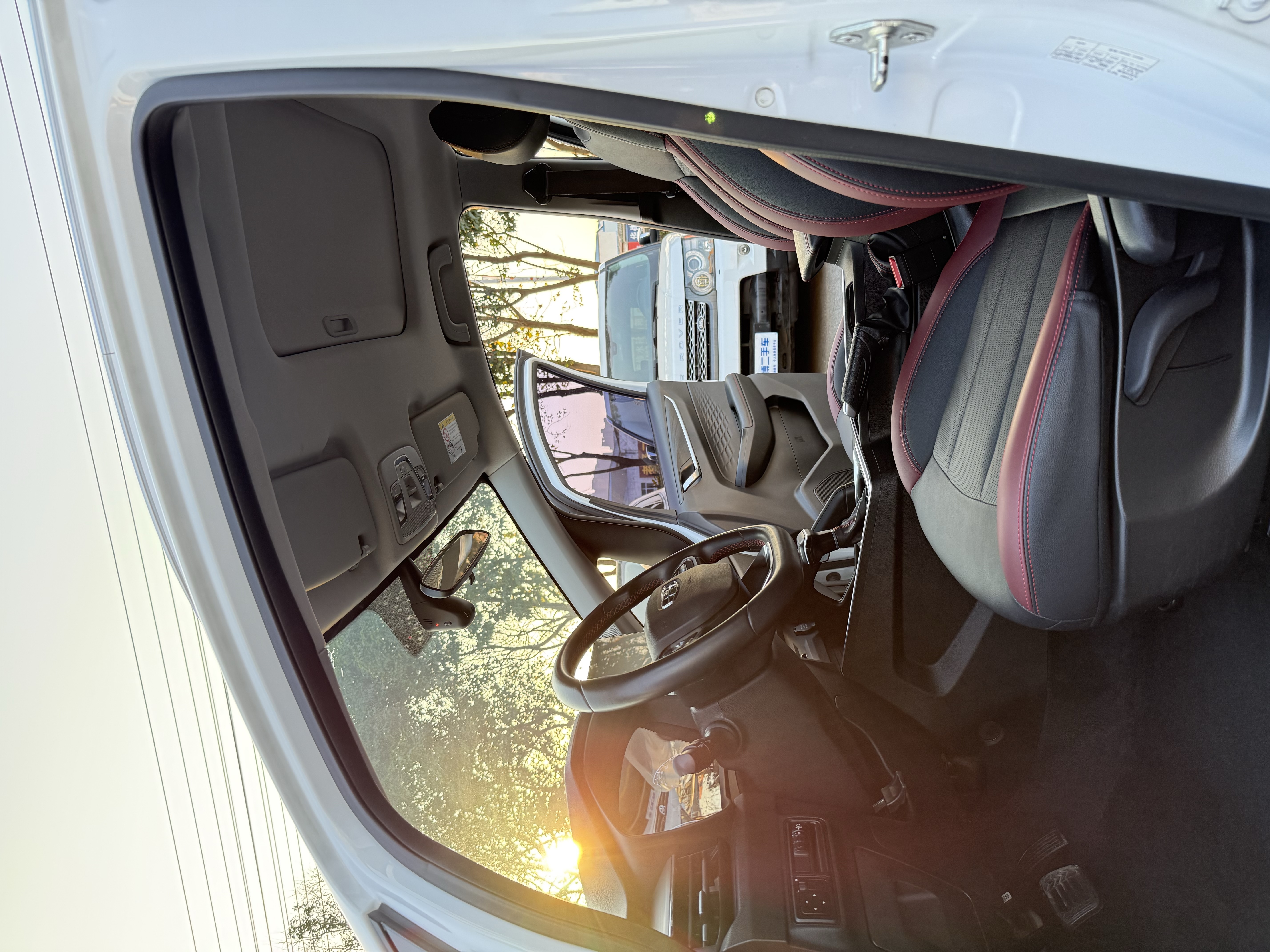 Vision X3 2021 immagine di auto #7