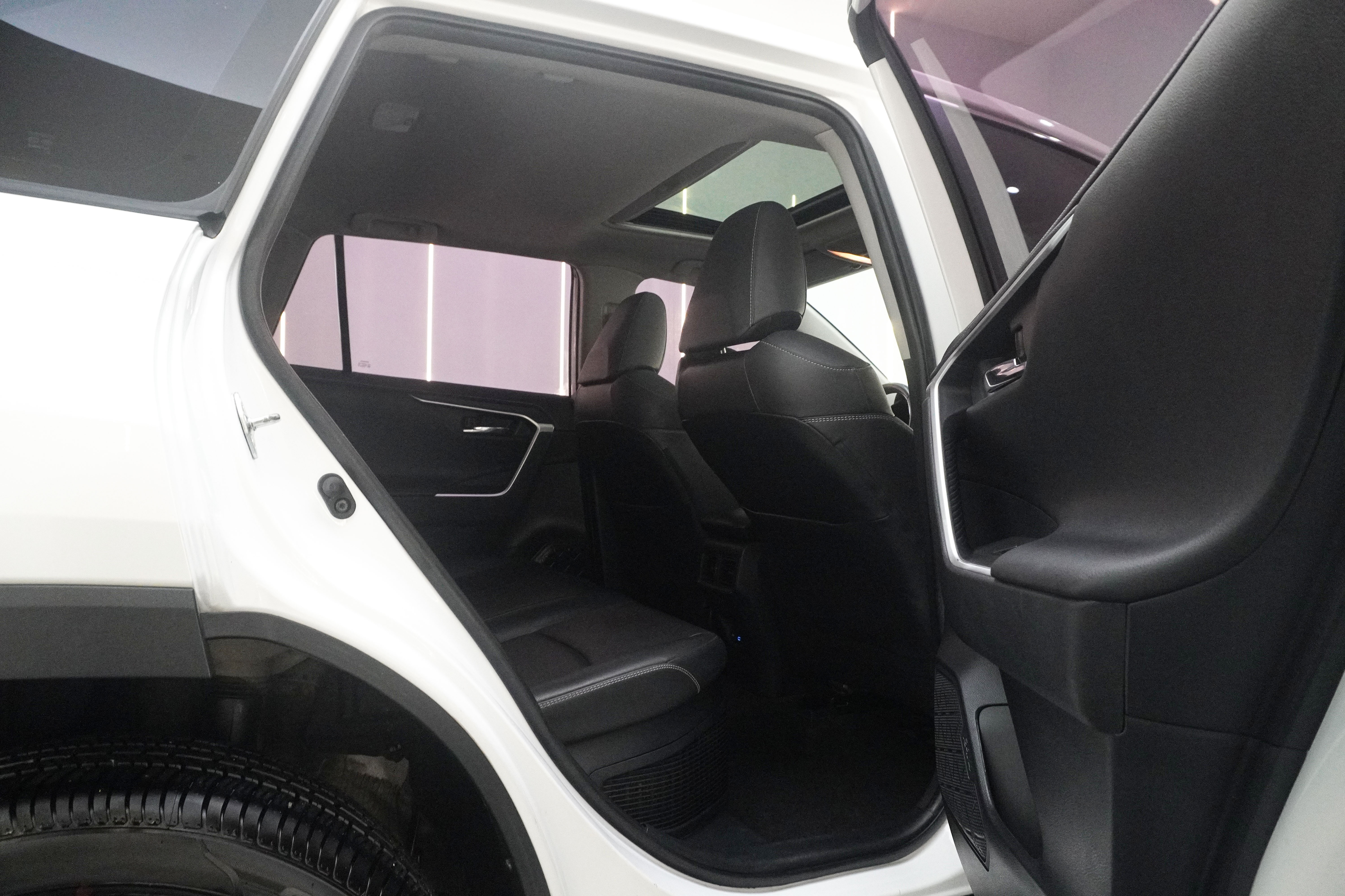 Toyota RAV4 2021 #7 Toyota RAV4 2021 car image #7