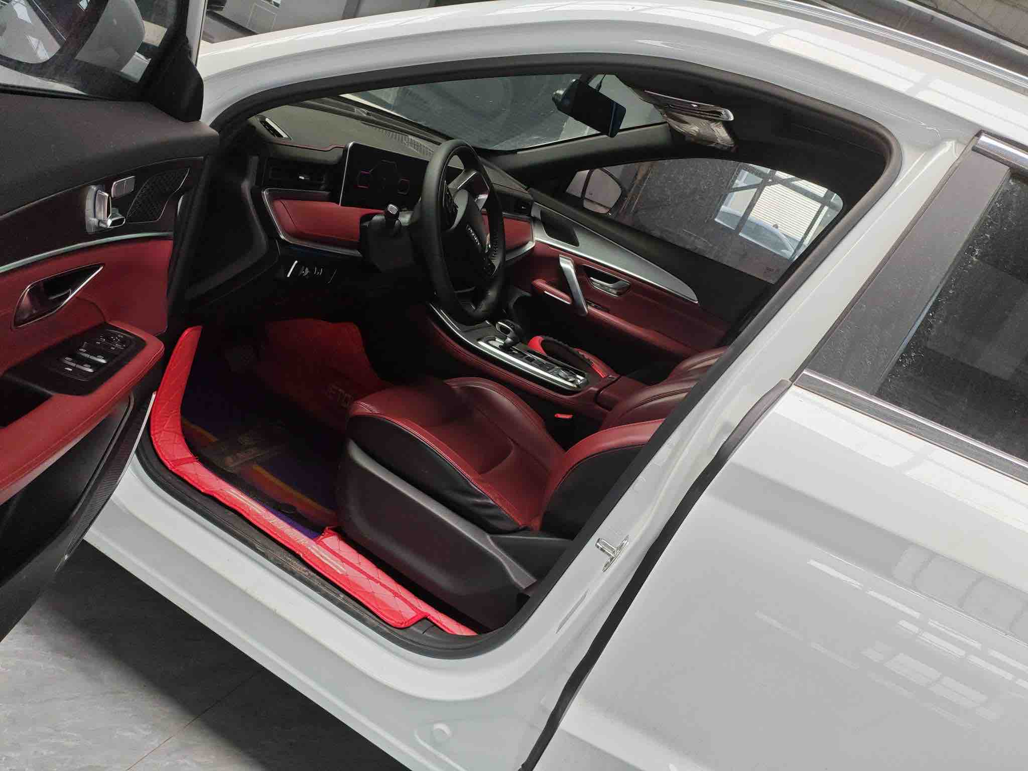 Jetour X70 PLUS 2022 car image #7