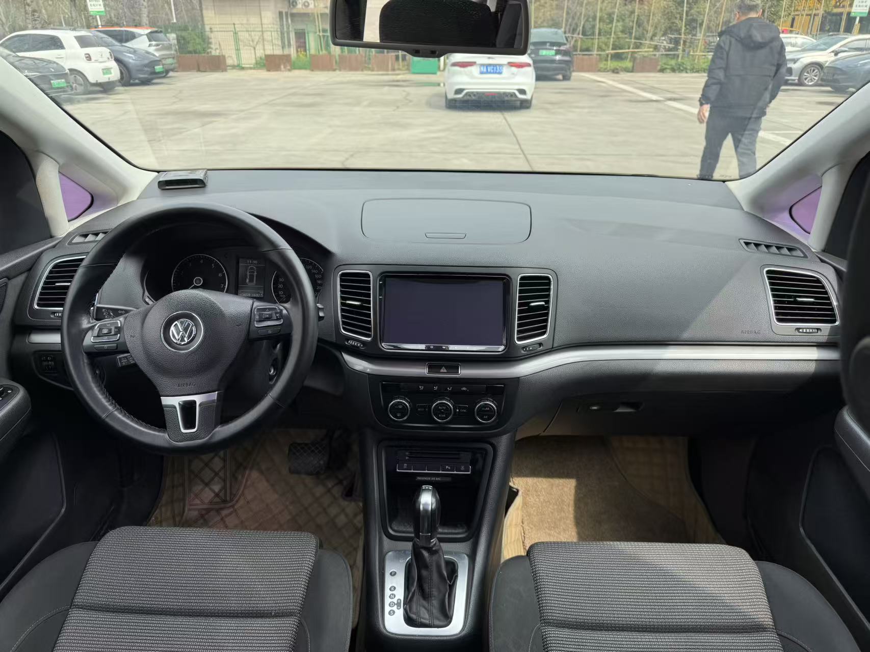 Volkswagen Sharan 2013 immagine di auto #7