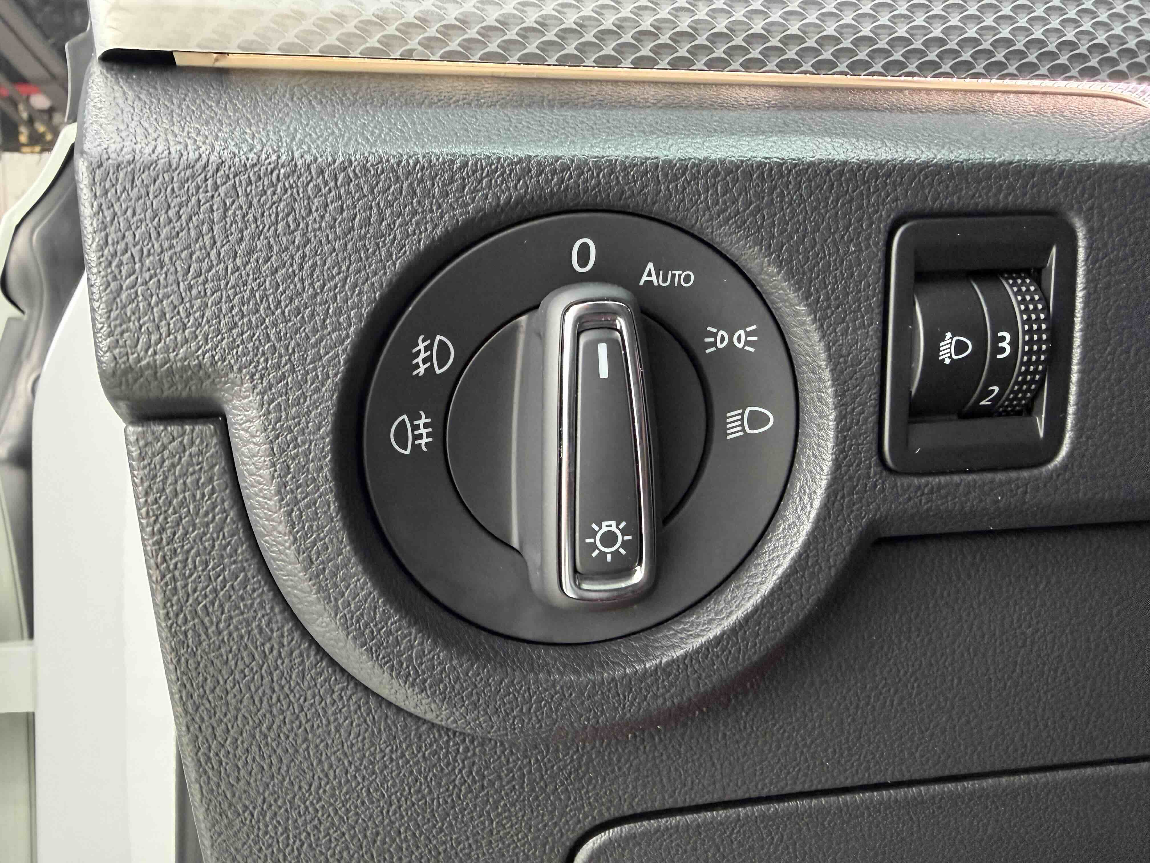 Volkswagen Tacqua 2021 car image #7