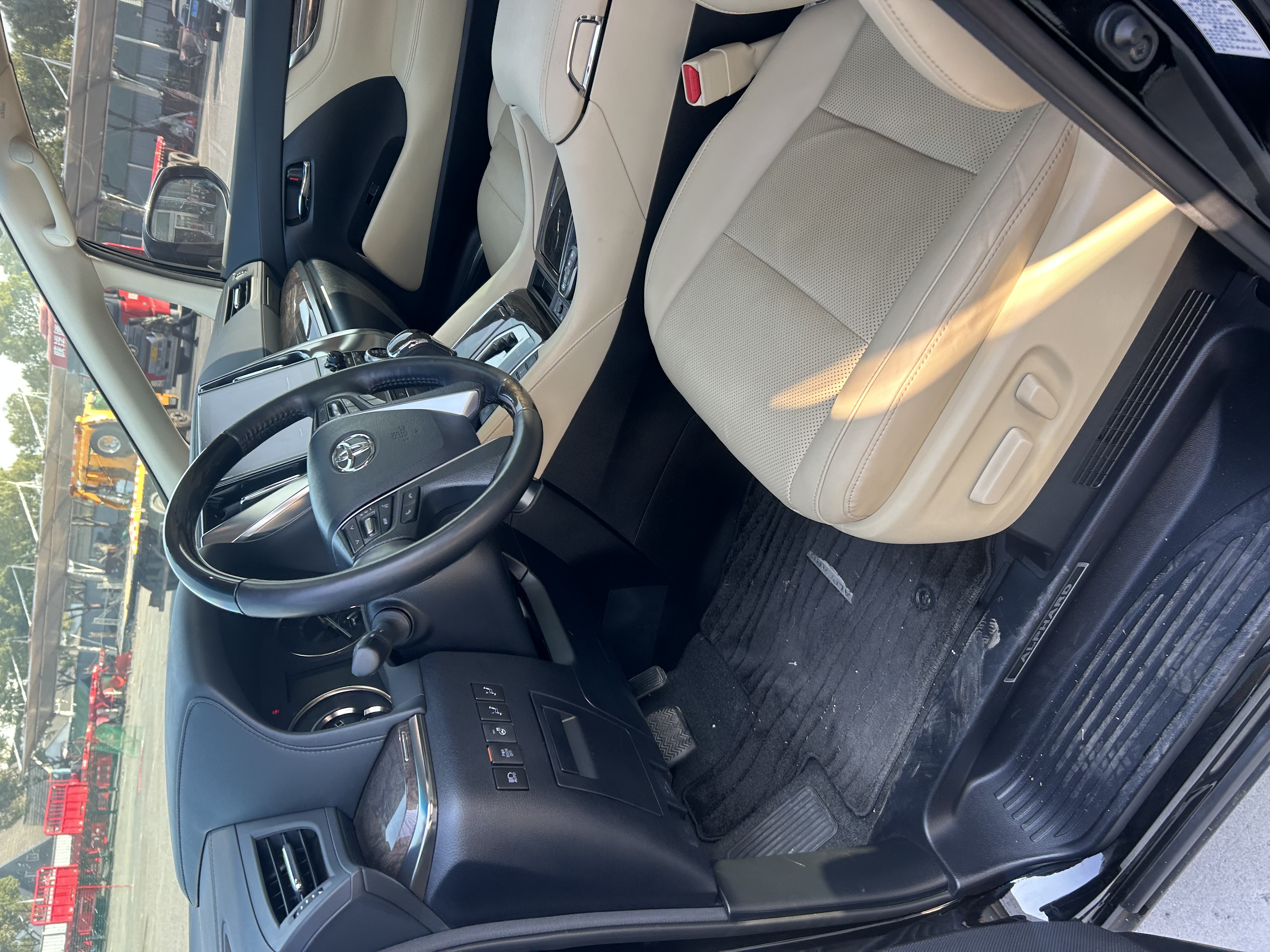 丰田 埃尔法 2023 汽车图片 #7