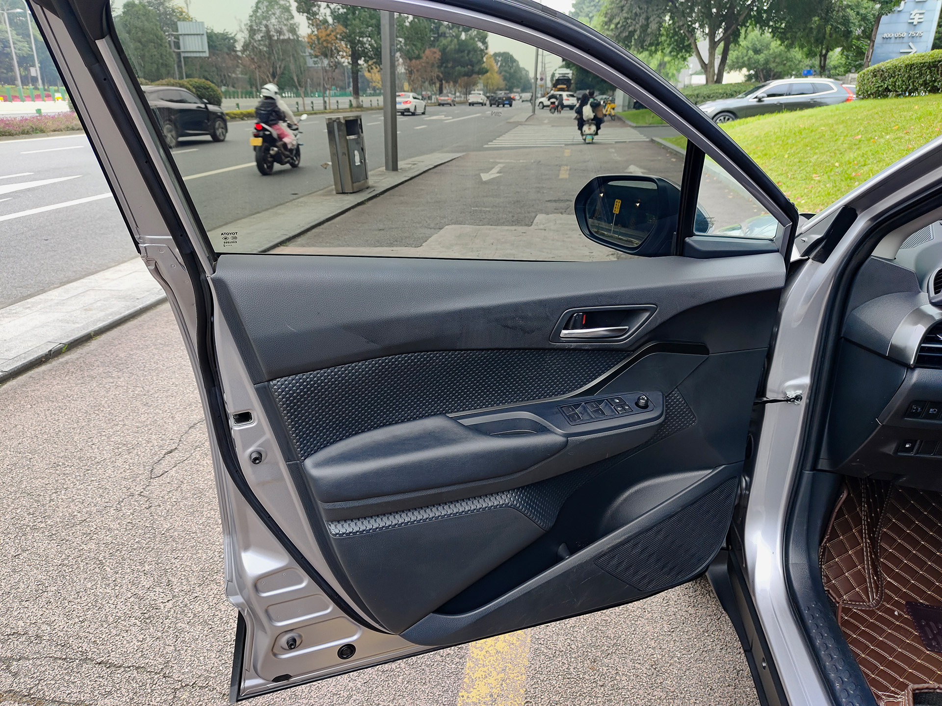 Toyota Izoa 2022 car image #7