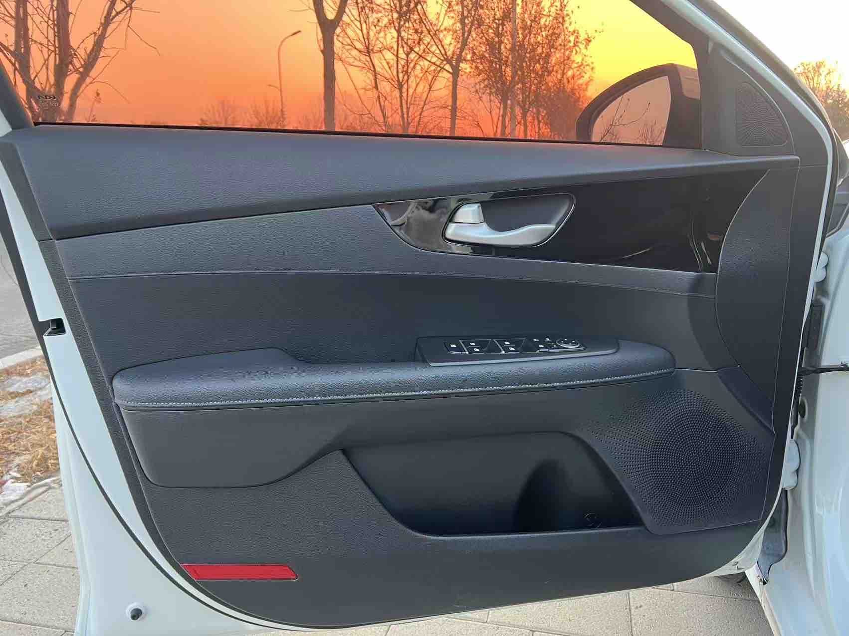 Kia K3 2022 image de voiture #7