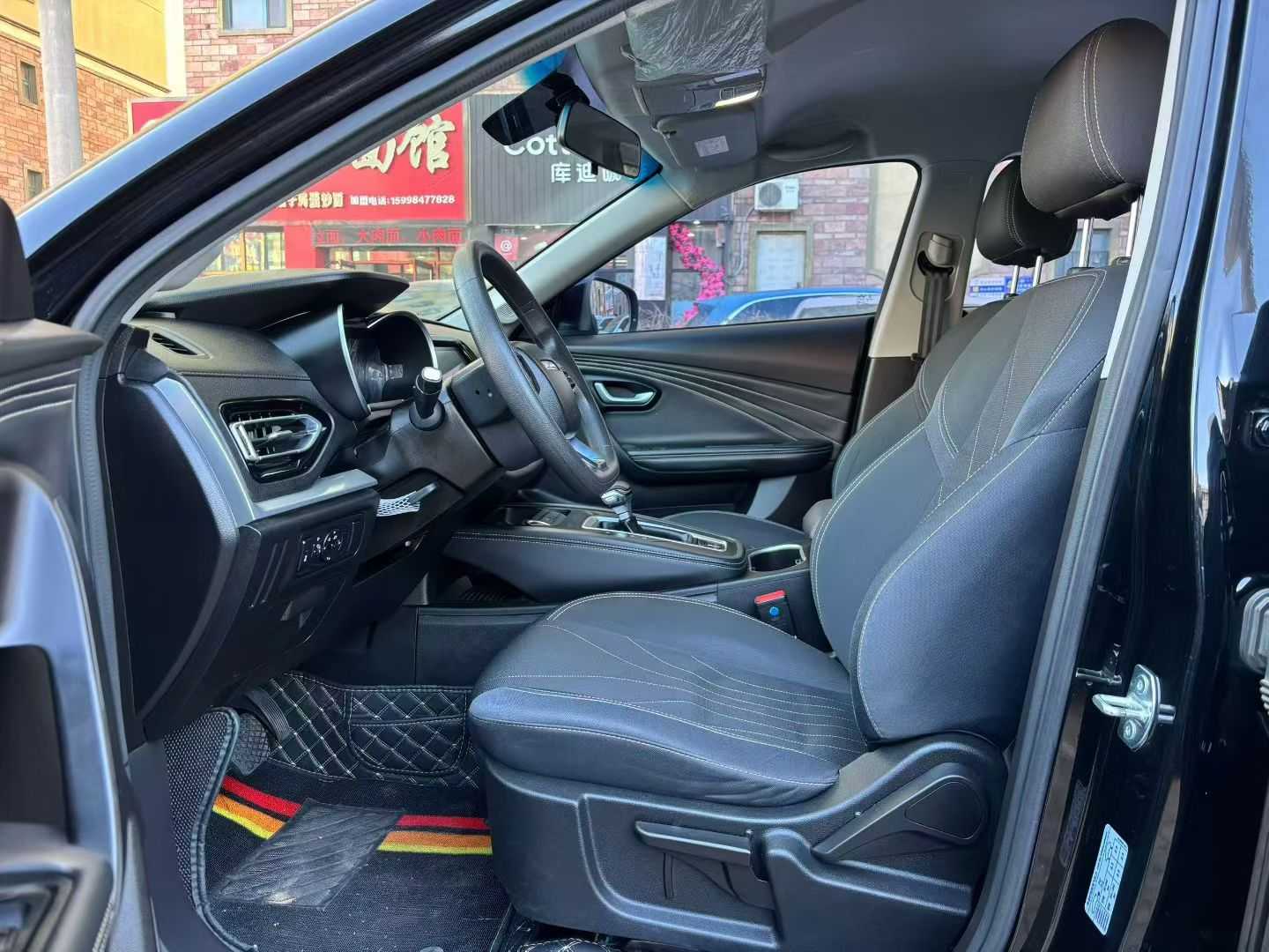 Jetour X70M 2022 صورة سيارة #7