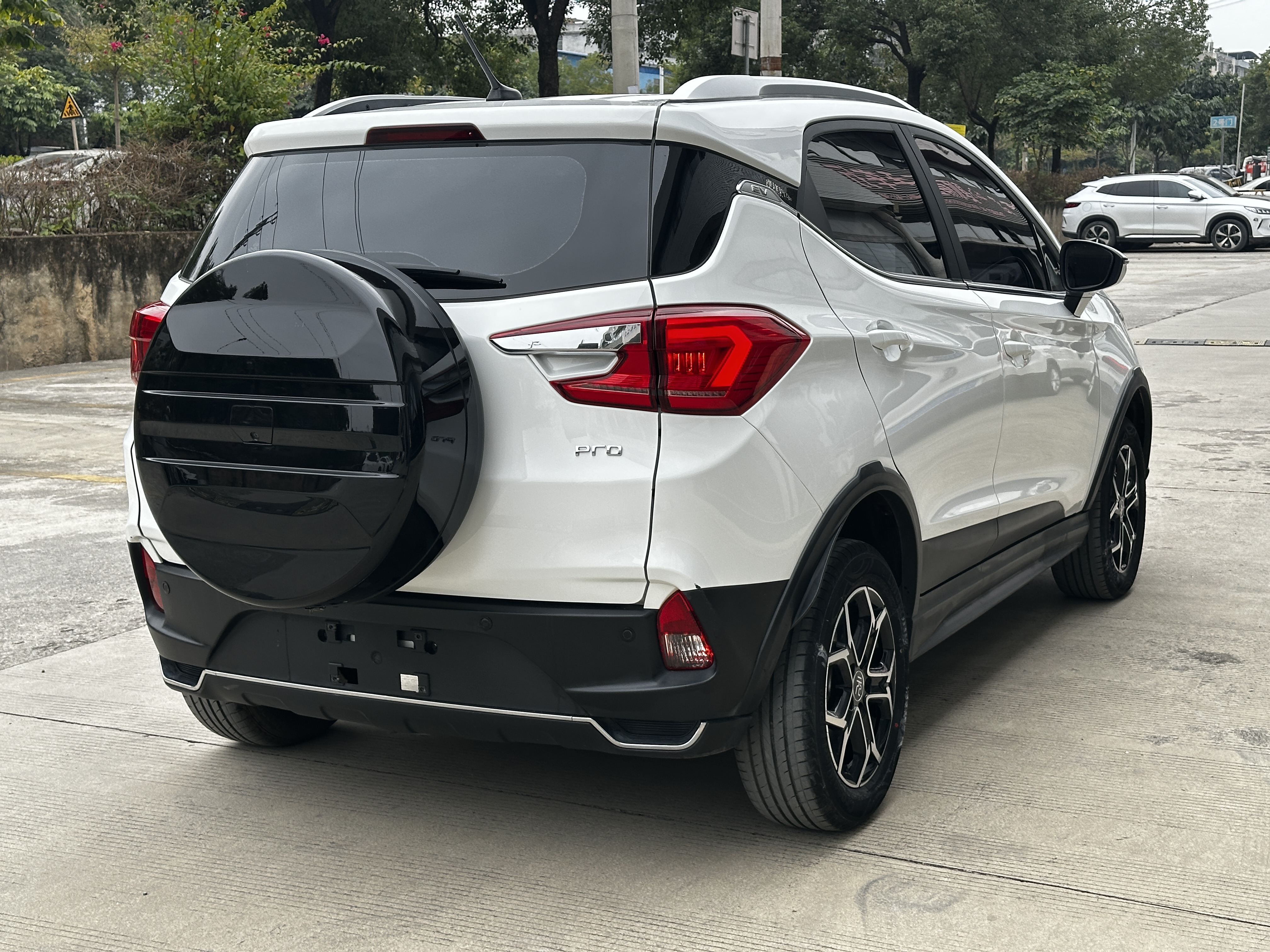 BYD Yuan Pro 2022 car image #7