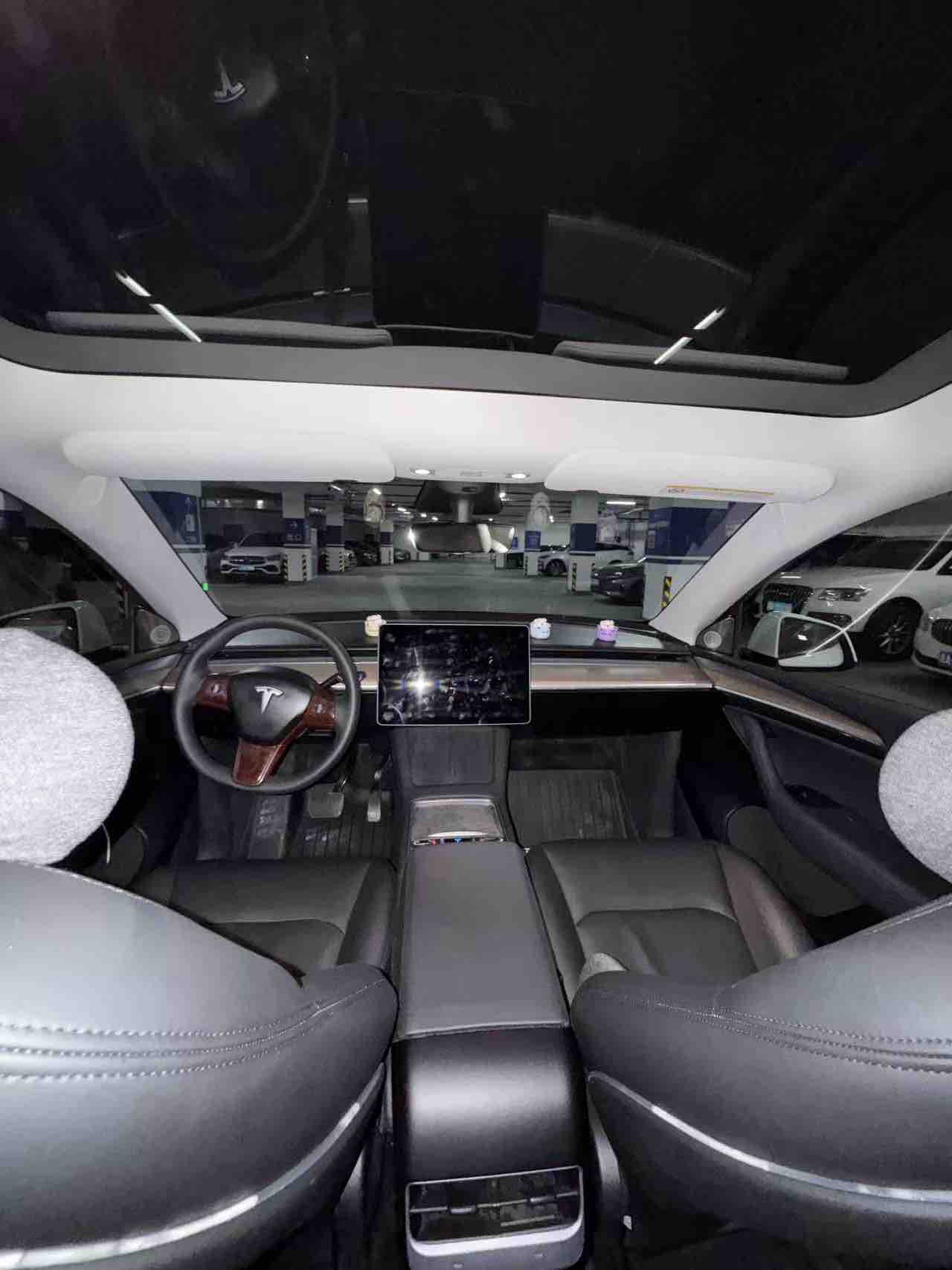Tesla Model Y 2021 #7 Tesla Model Y 2021 car image #7