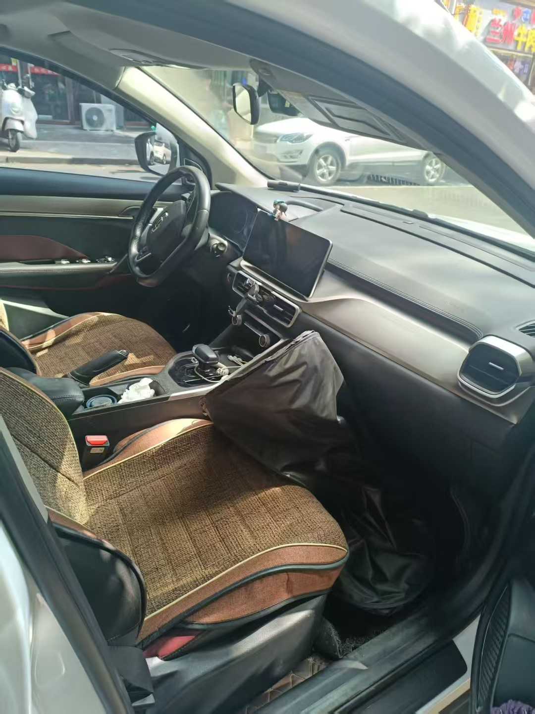 吉利汽车 缤越 2022 汽车图片 #7