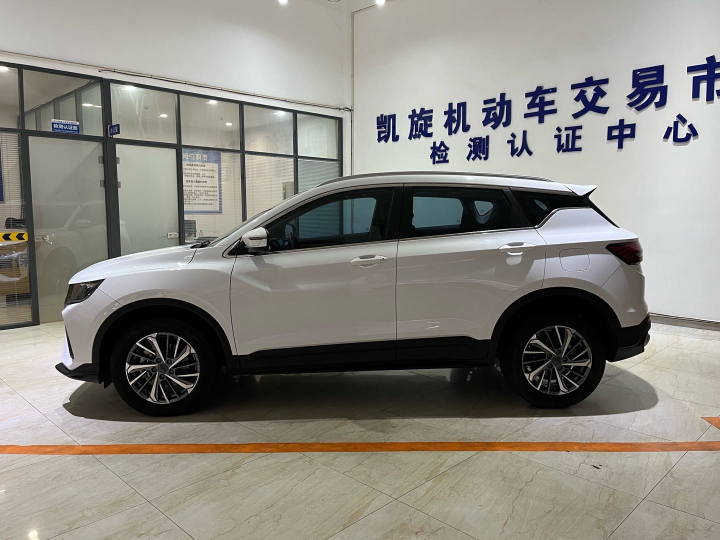 GEELY Coolray 2022 car image #7