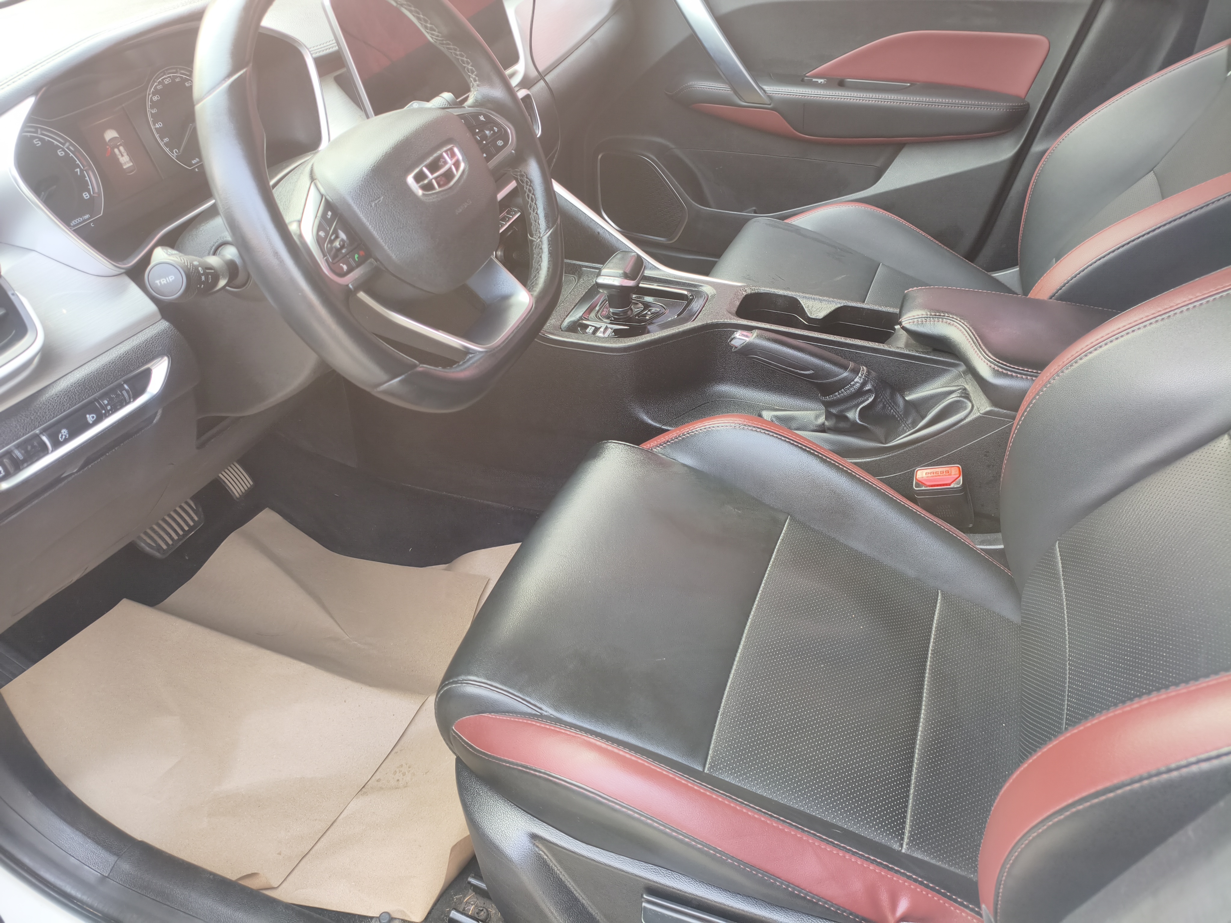 GEELY Coolray 2021 car image #7