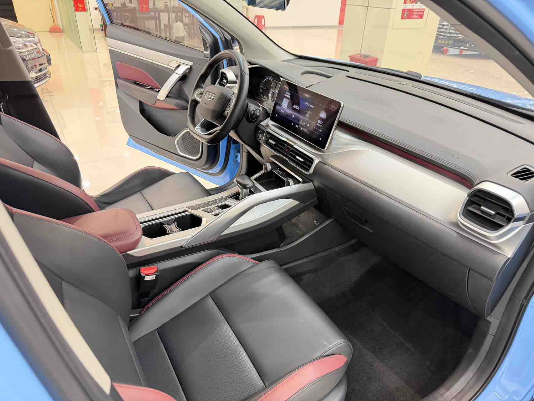 GEELY Coolray 2022 #7 GEELY Coolray 2022 car image #7