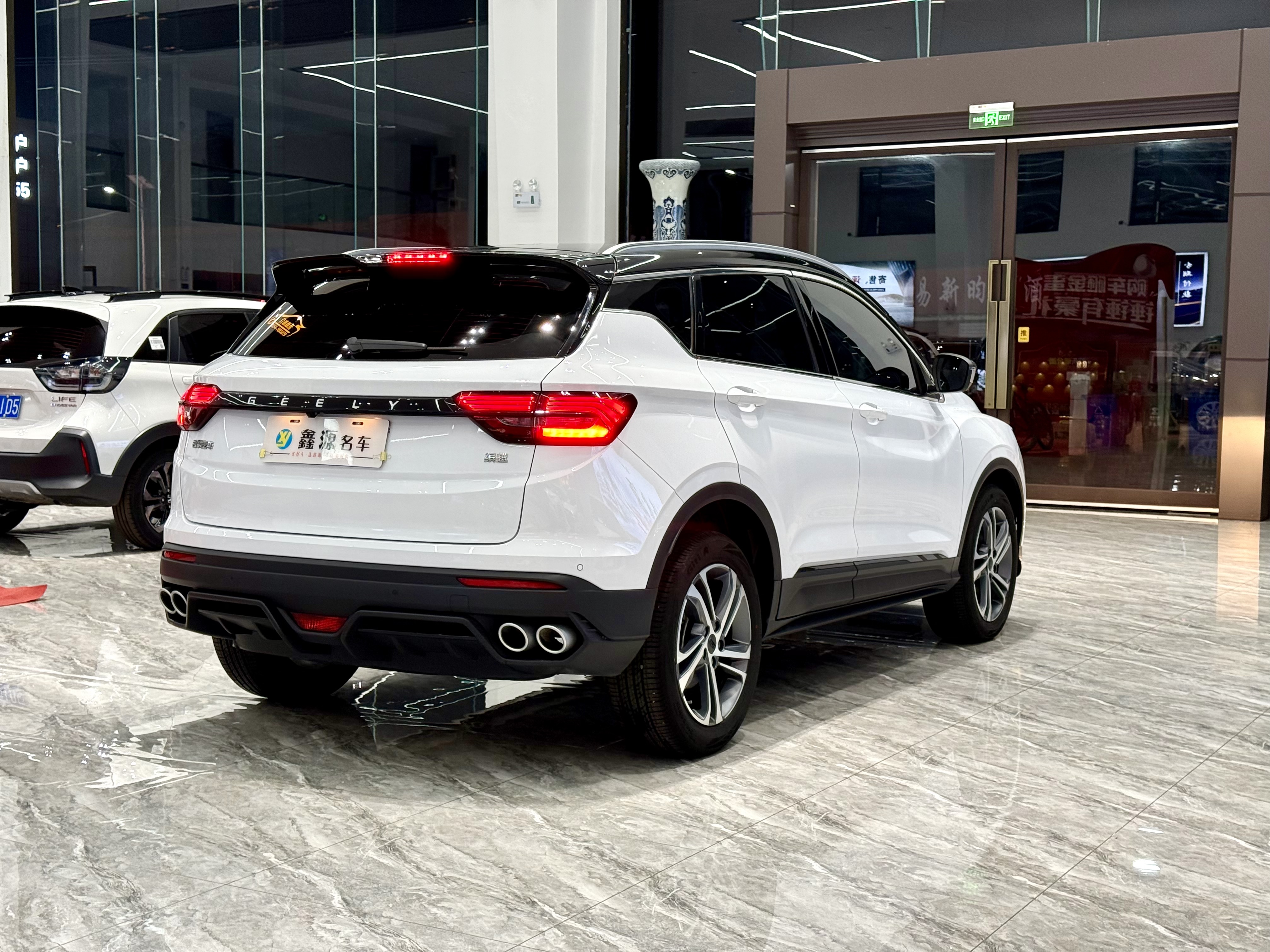 GEELY Coolray 2022 #7 GEELY Coolray 2022 car image #7
