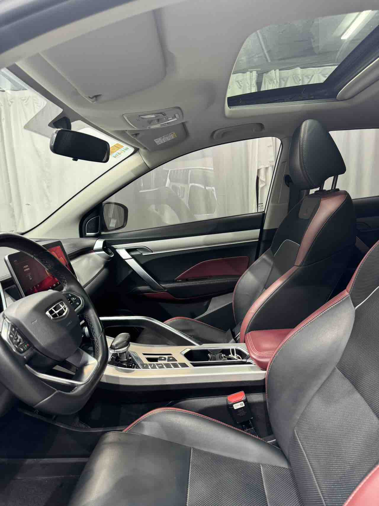 GEELY Coolray 2022 #7 GEELY Coolray 2022 car image #7