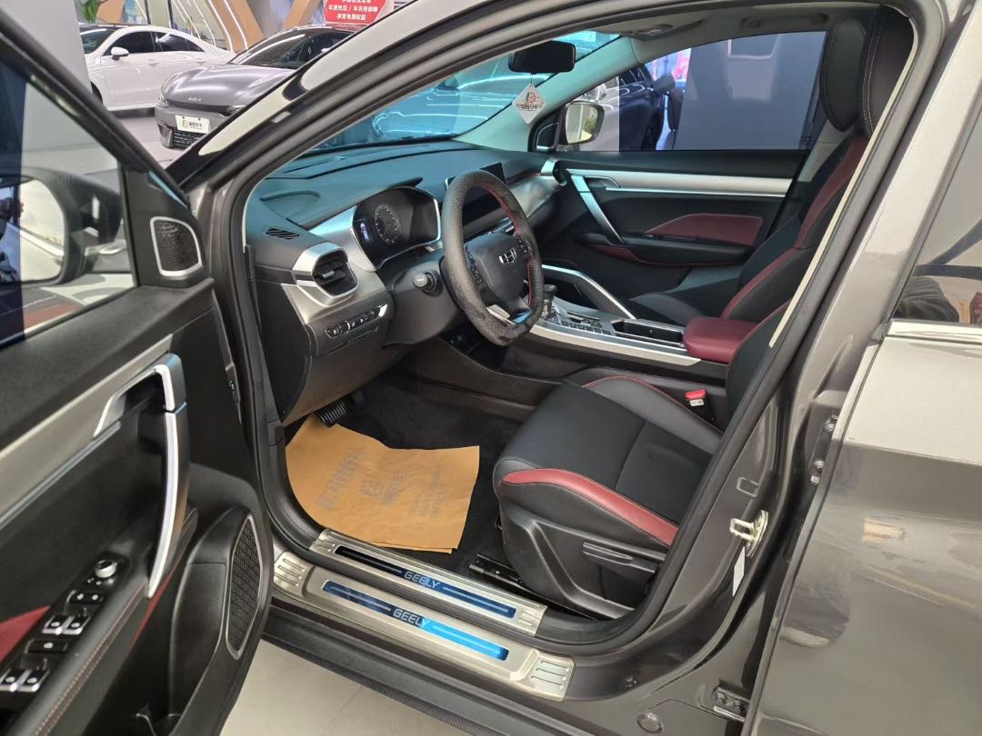 GEELY Coolray 2021 car image #7