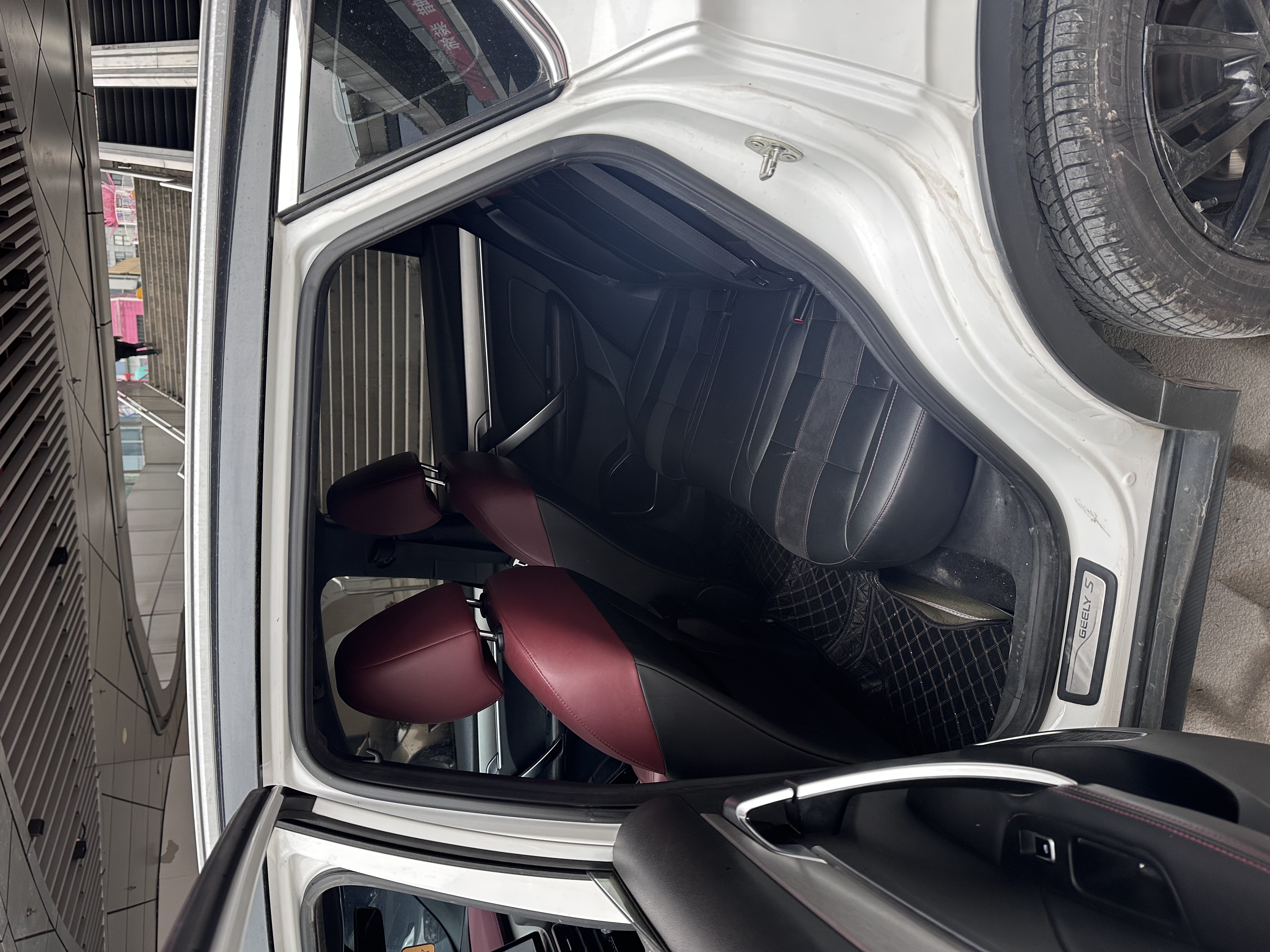GEELY Coolray 2022 immagine di auto #7