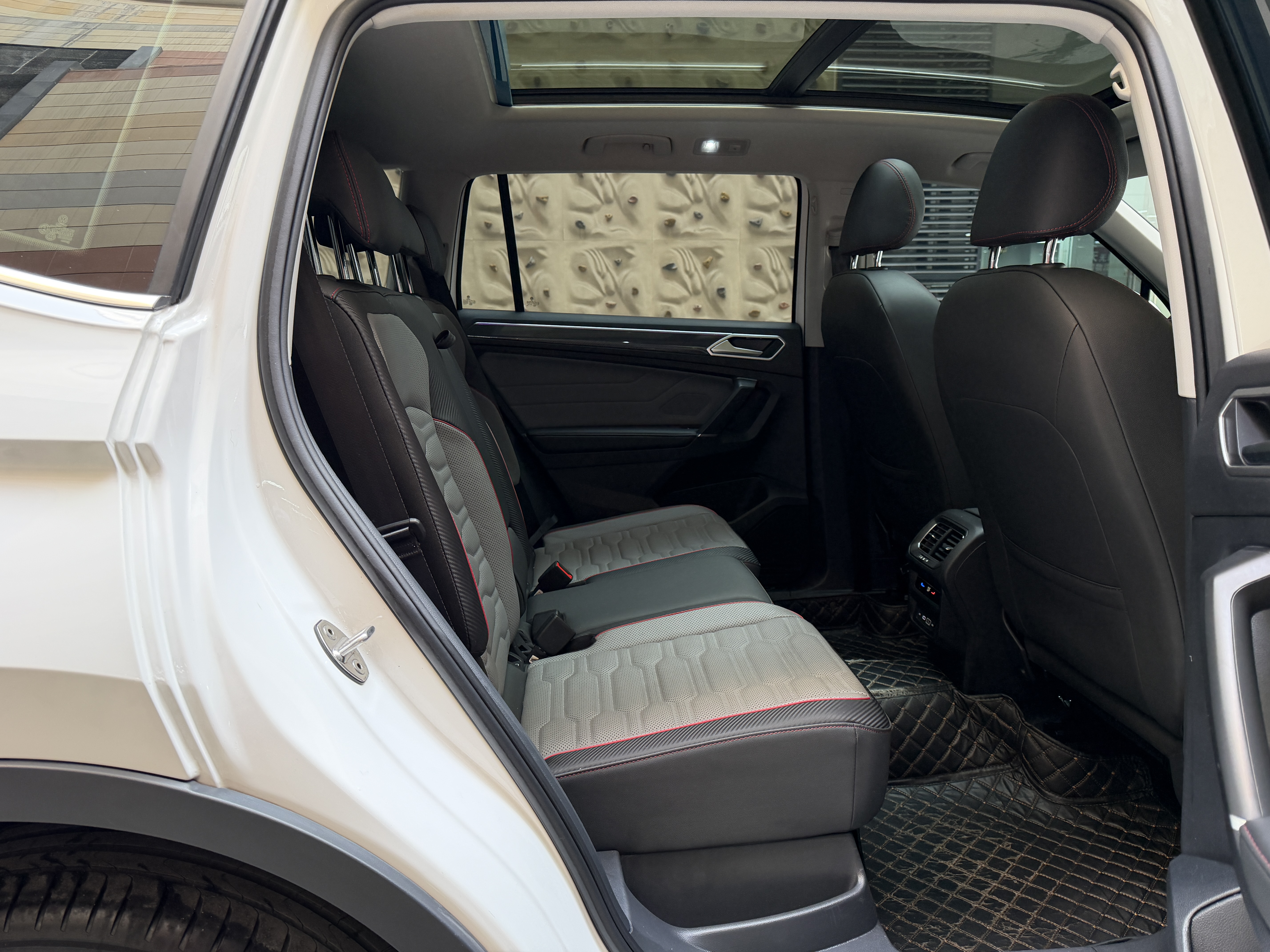 Volkswagen Tiguan L New Energy 2022 car image #7