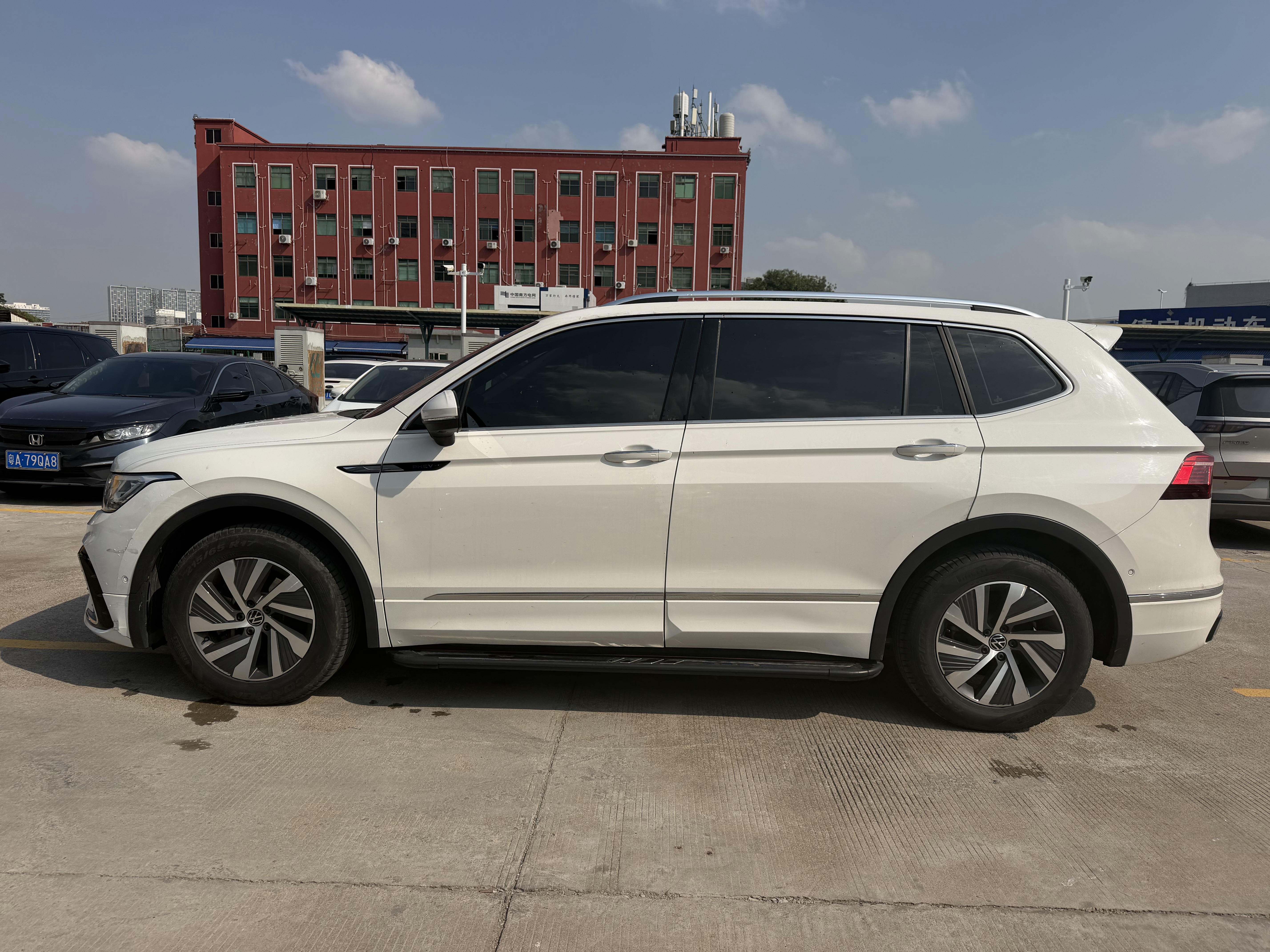 Volkswagen Tiguan L New Energy 2022 imagen de coche #7