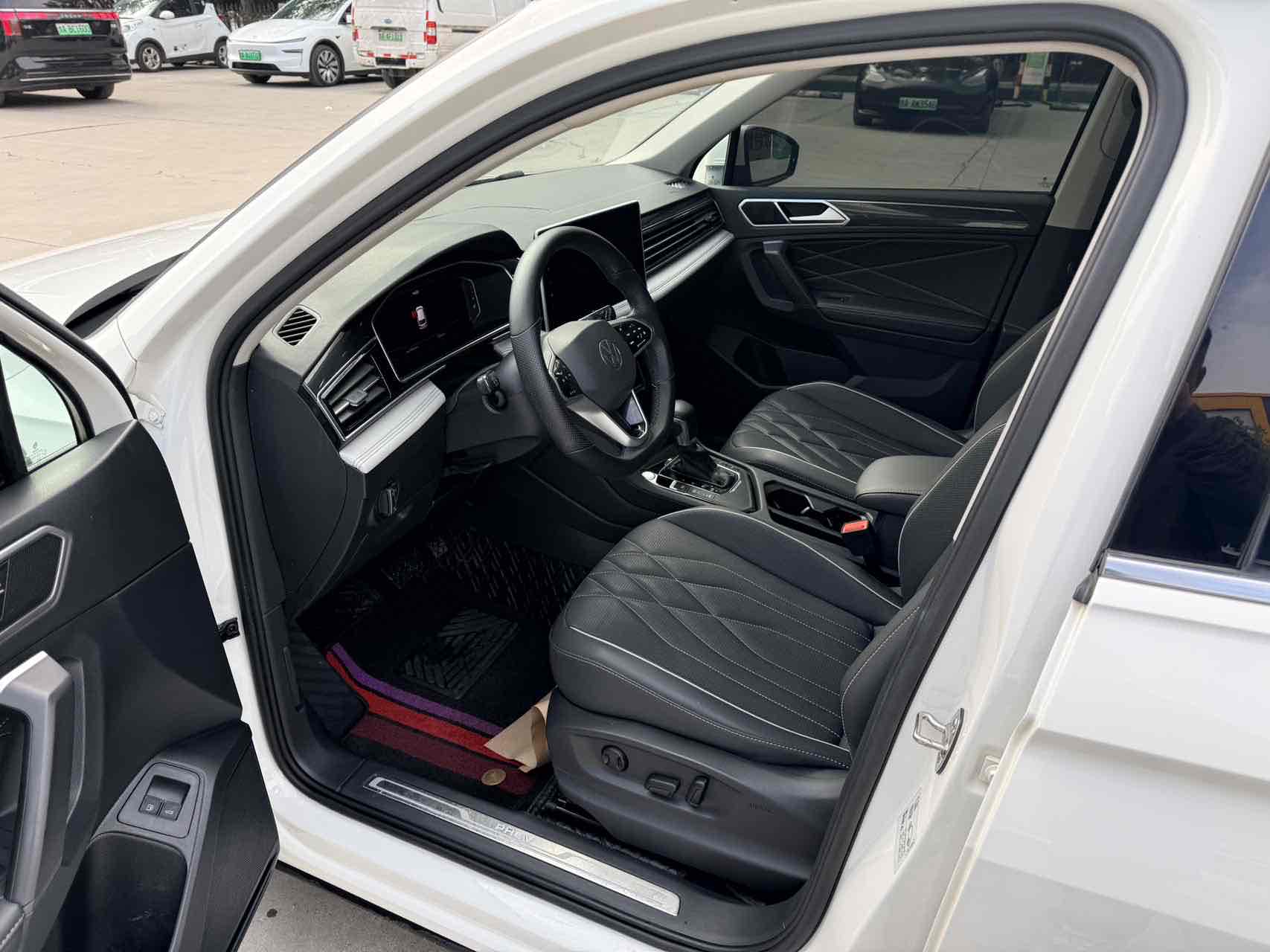 Volkswagen Tiguan L New Energy 2022 imagen de coche #7