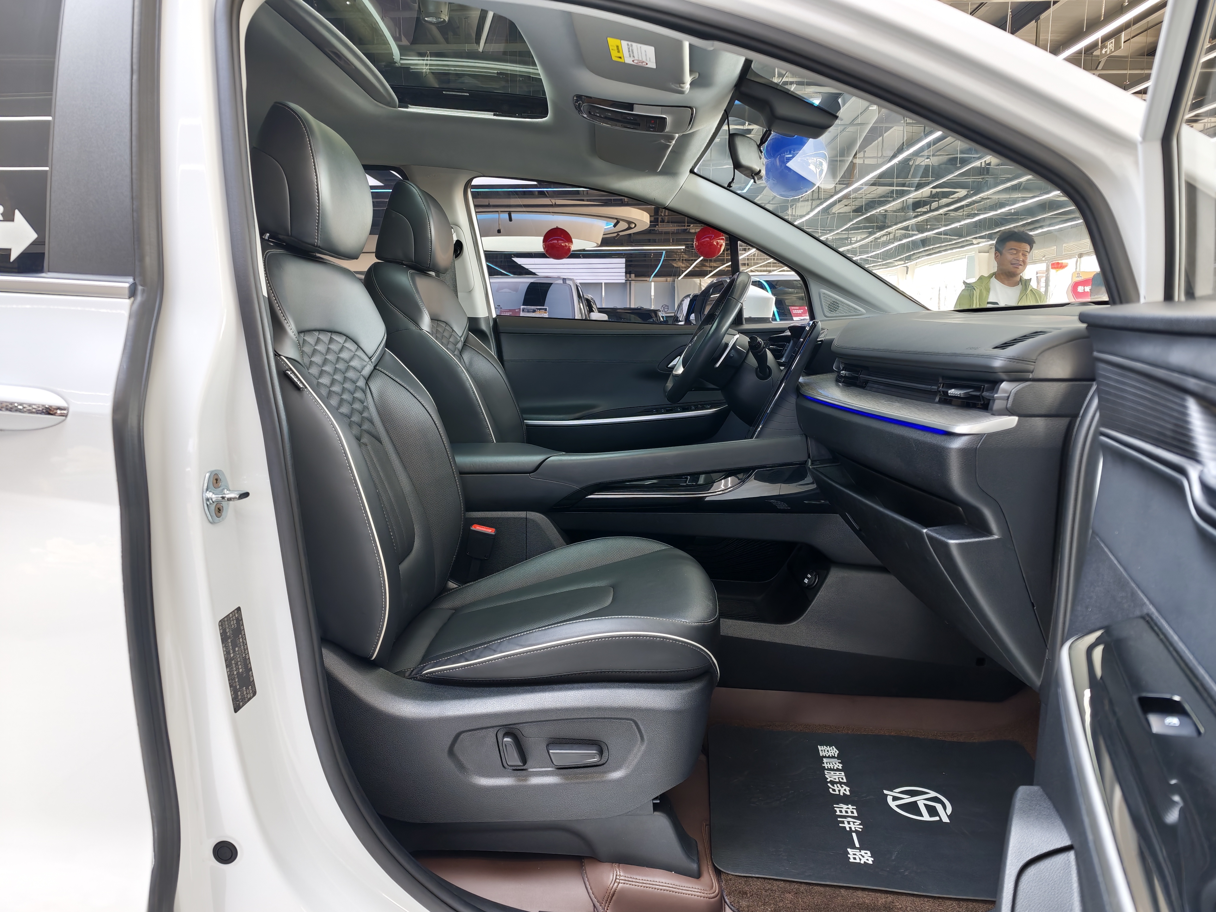 Hyundai Custo 2022 car image #7