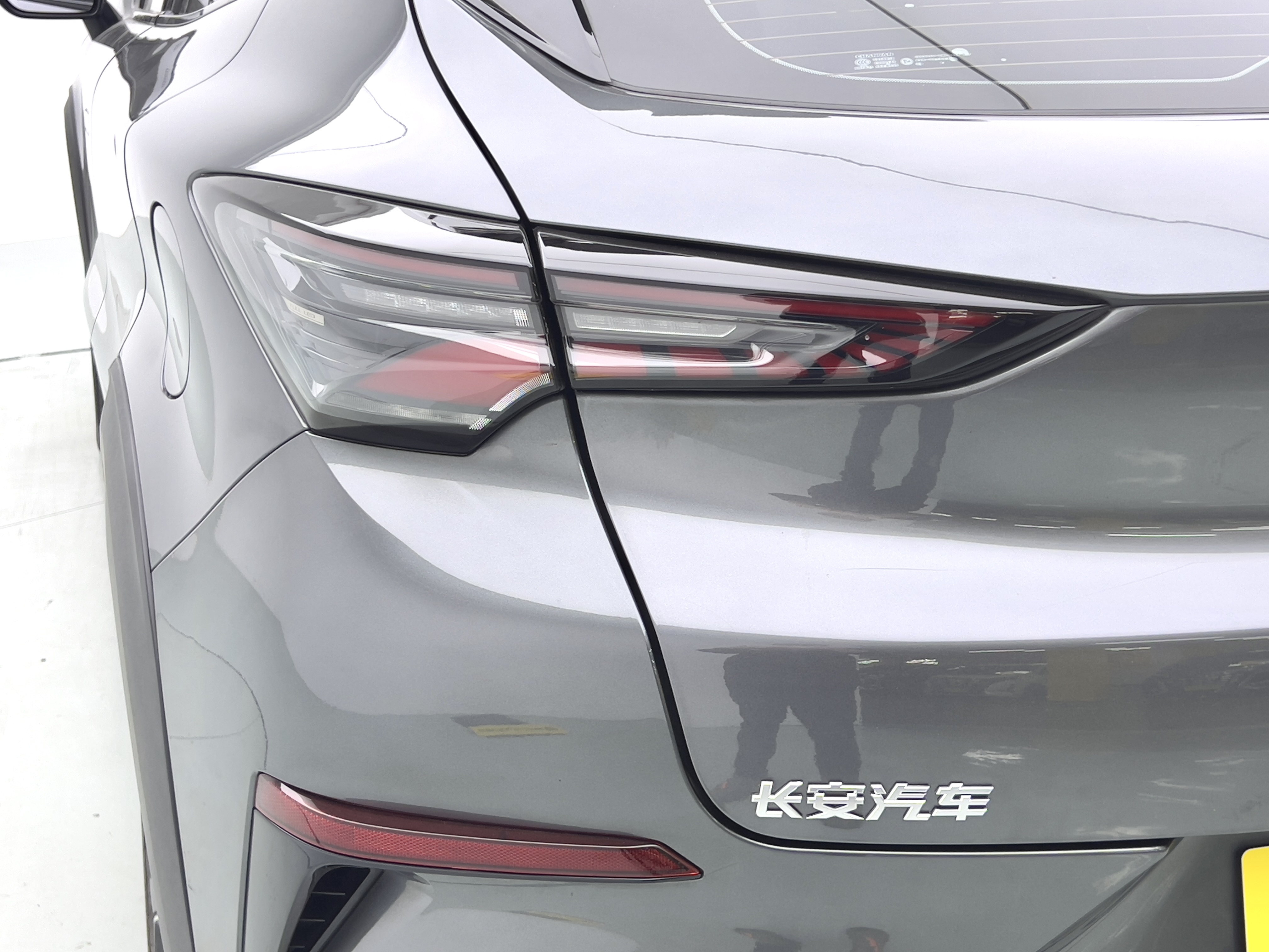 Changan UNI-T 2022 صورة سيارة #7