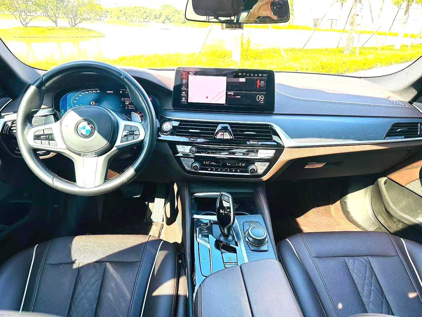 BMW 5 Series 2022 #7 BMW 5 Series 2022 car image #7